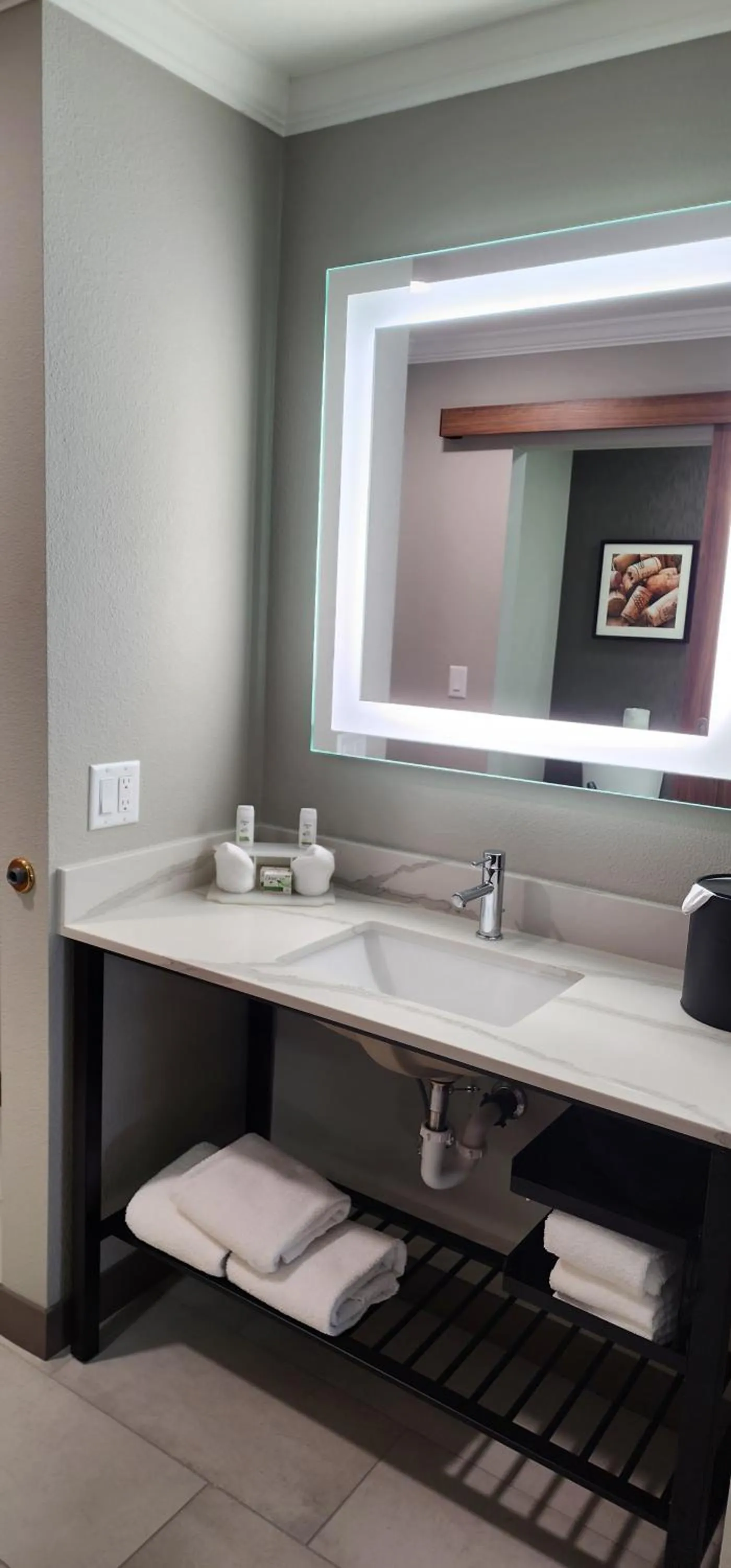 La Quinta Inn & Suites by Wyndham Yakima Downtown