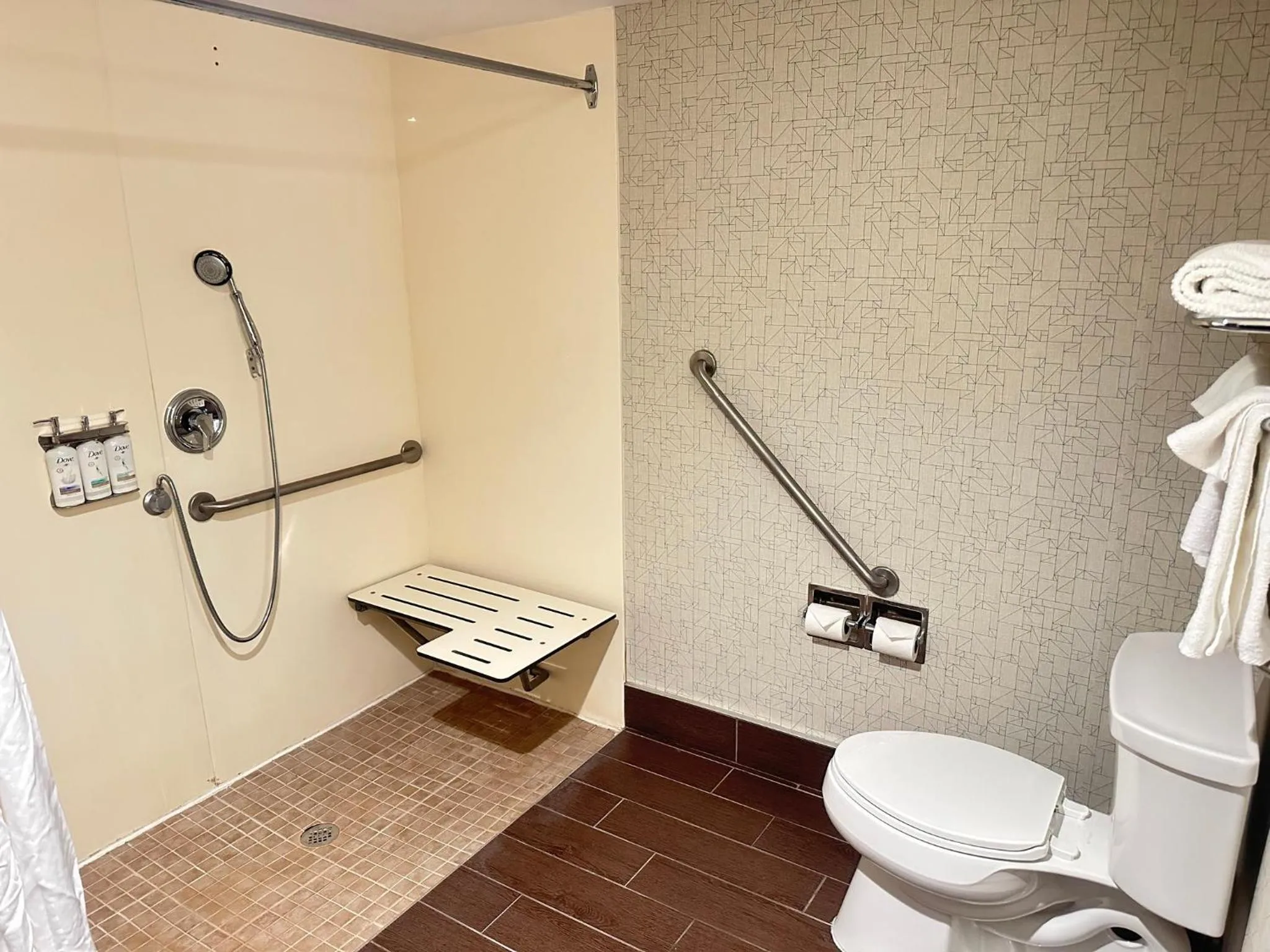 Photo of the whole room in Holiday Inn Express Hotel & Suites Milton by IHG