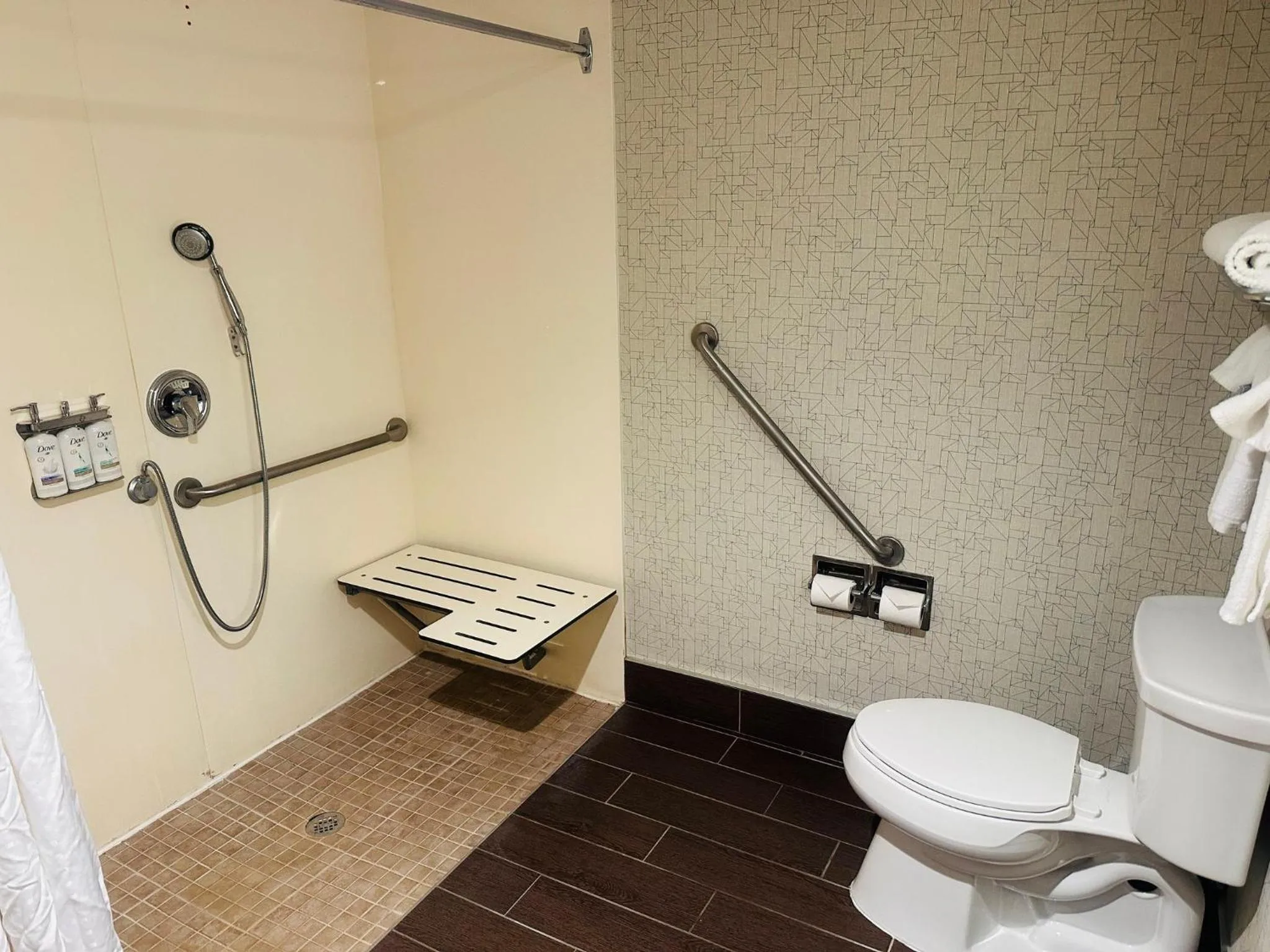 Photo of the whole room in Holiday Inn Express Hotel & Suites Milton by IHG