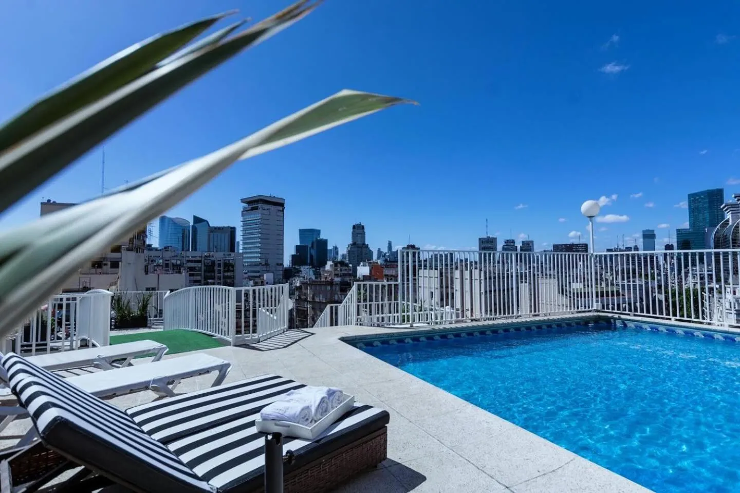 Swimming pool in Feir's Park Hotel & Rooftop