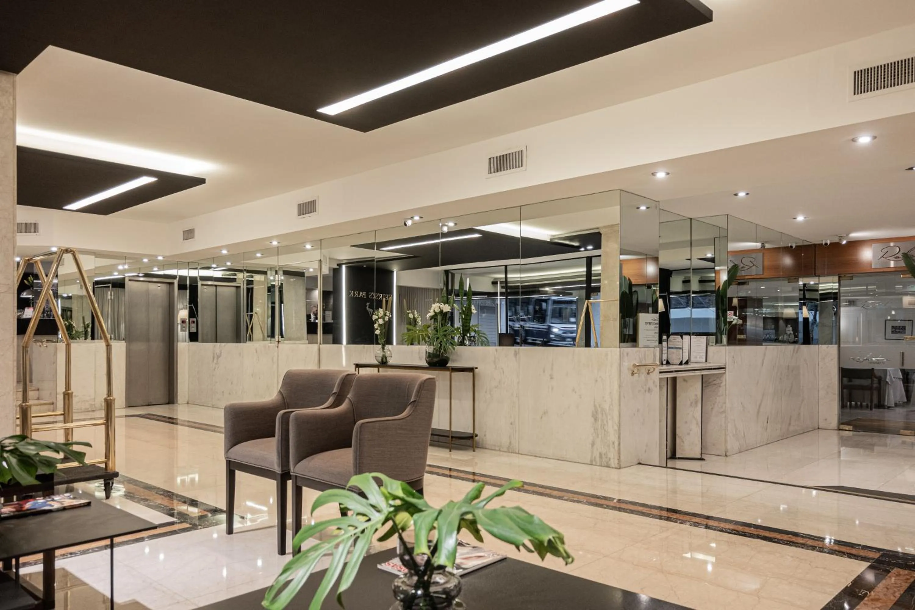 Lobby or reception in Feir's Park Hotel & Rooftop