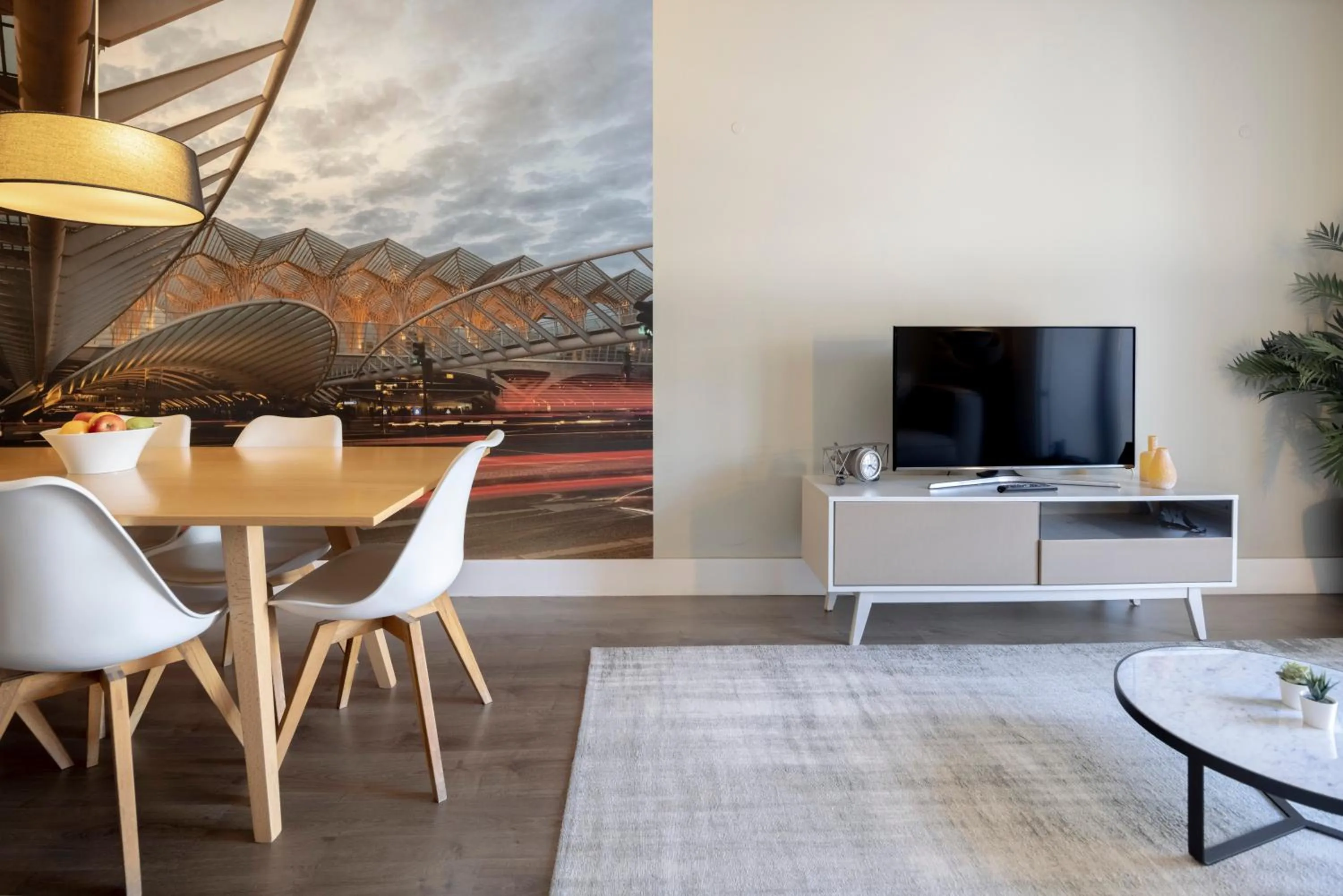 TV and multimedia in Chiado Mercy Apartments | Lisbon Best Apartments