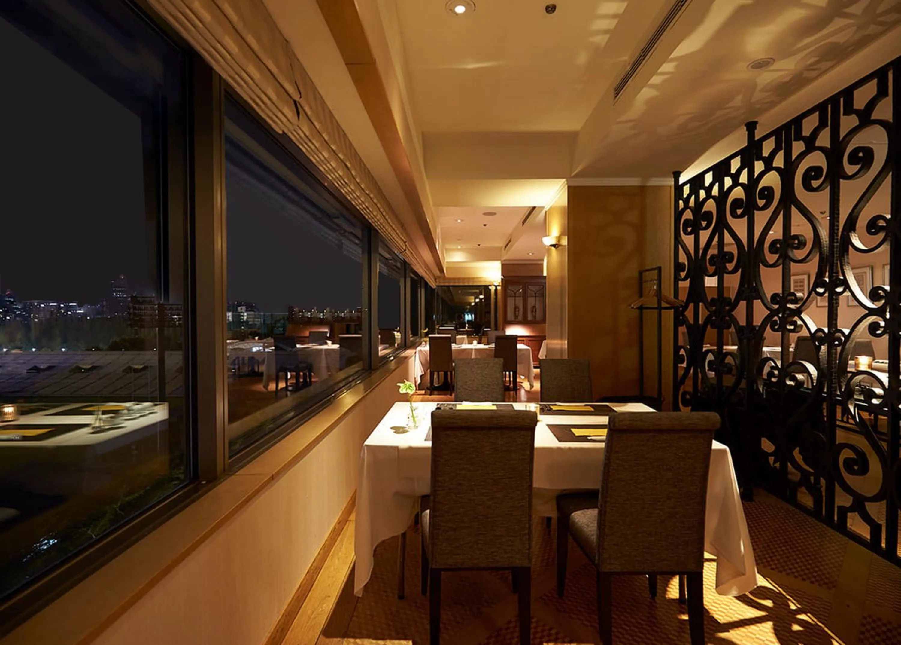 Restaurant/places to eat in Hotel Allamanda Aoyama Tokyo