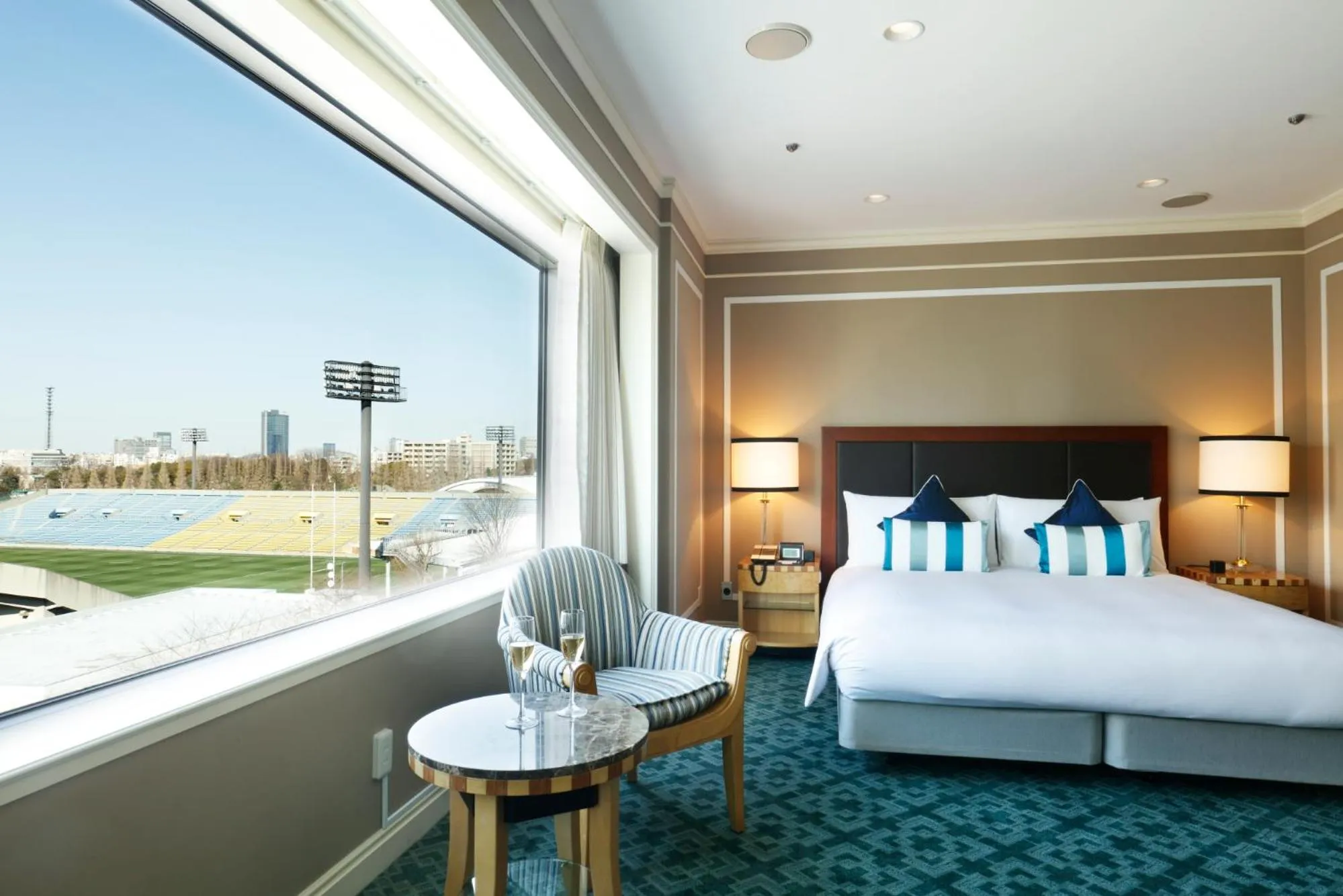 View (from property/room), Bed in Hotel Allamanda Aoyama Tokyo