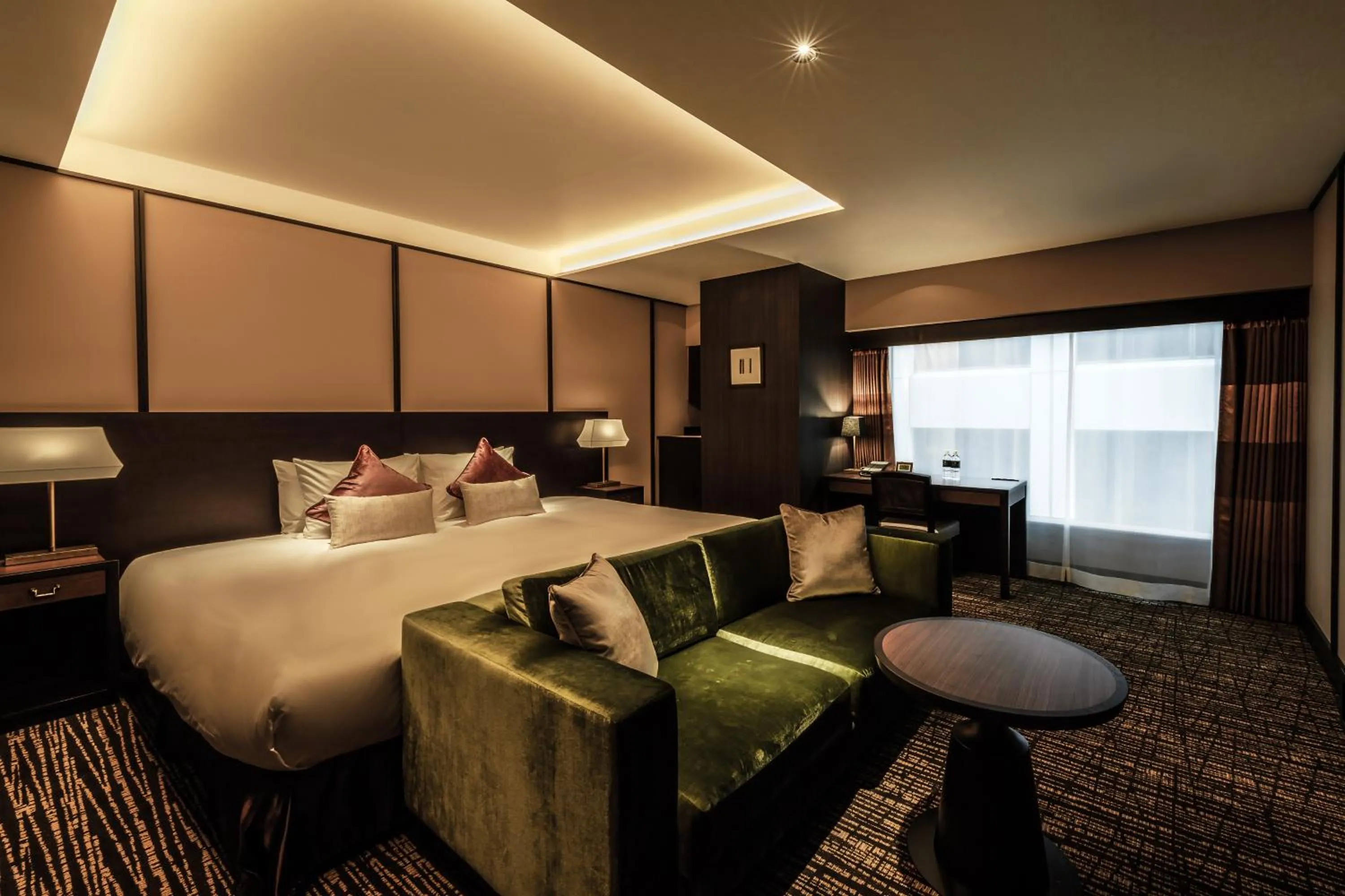 Living room, Bed in Hotel Allamanda Aoyama Tokyo