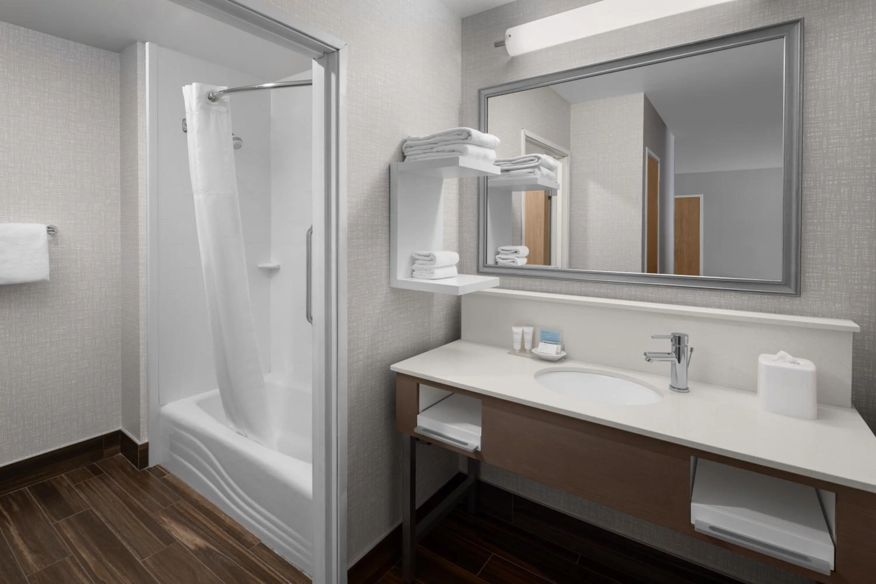 Bathroom in Hampton Inn & Suites Orem/Provo