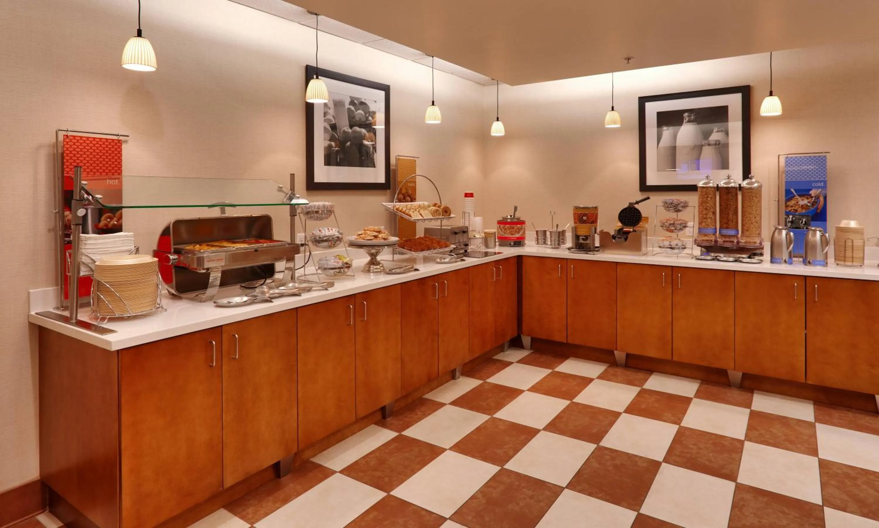 Breakfast in Hampton Inn & Suites Orem/Provo