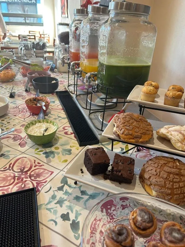 Buffet breakfast in Hotel El Salvador