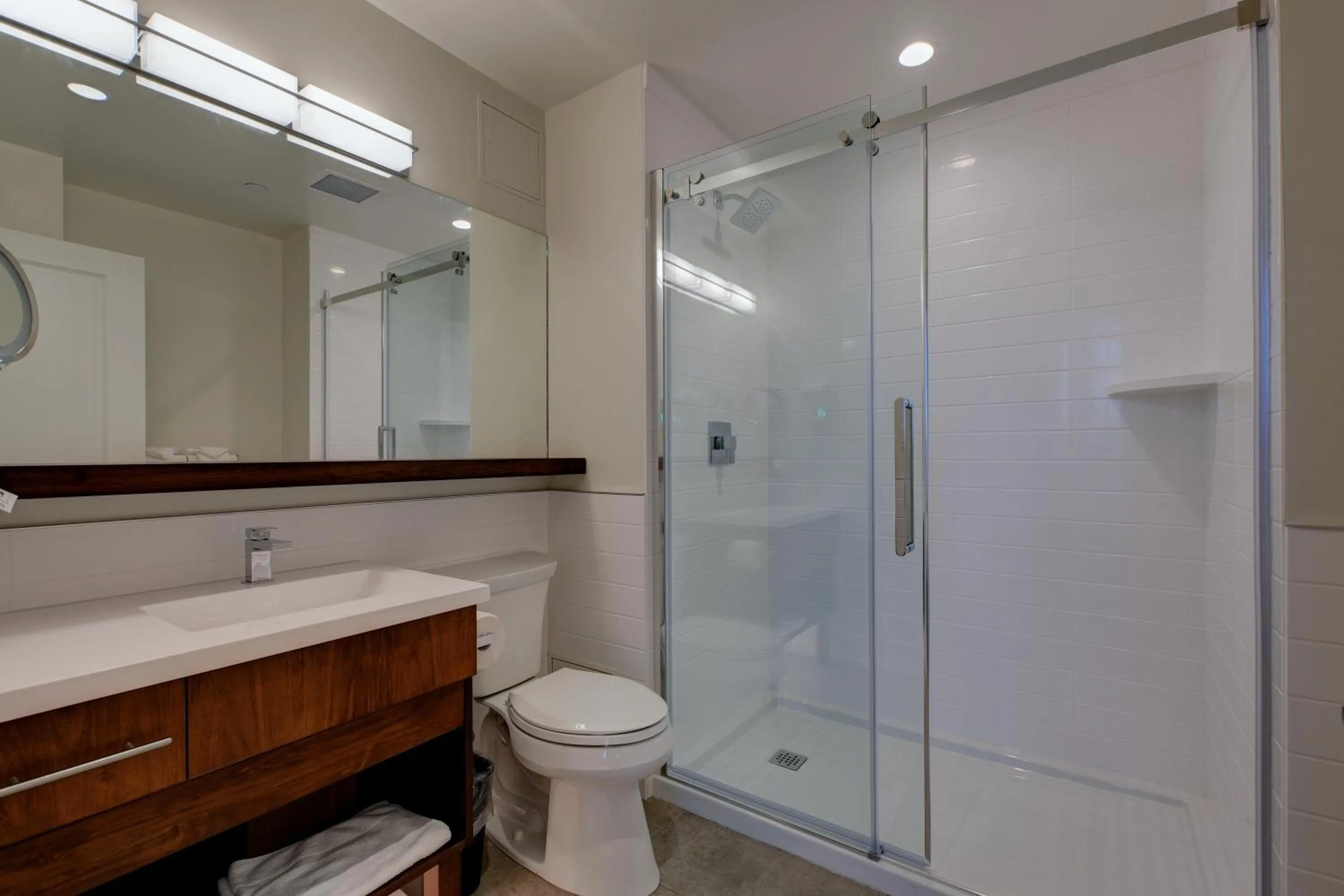 Bathroom in Strathcona Hotel