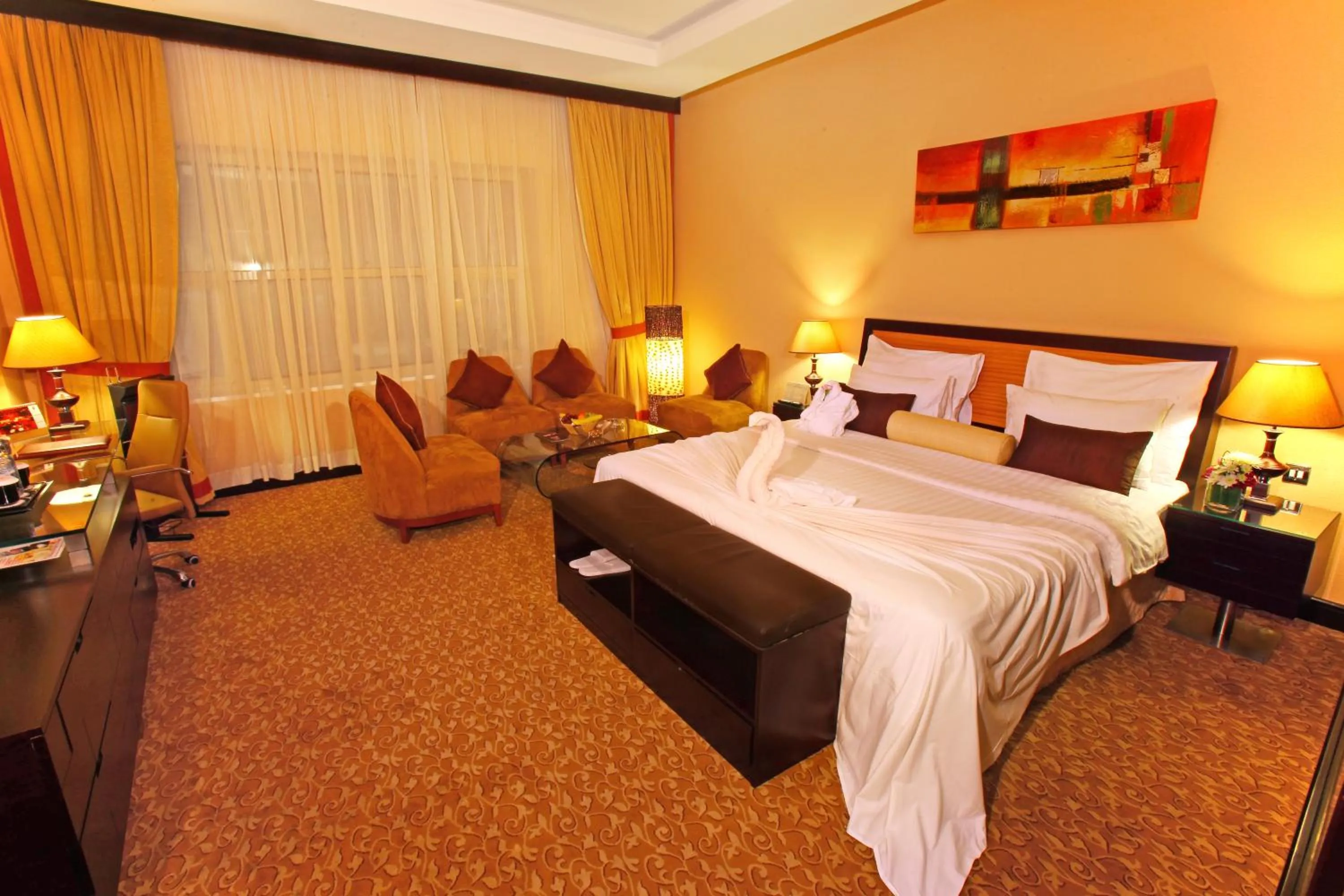 Living room, Bed in Dorus Hotel