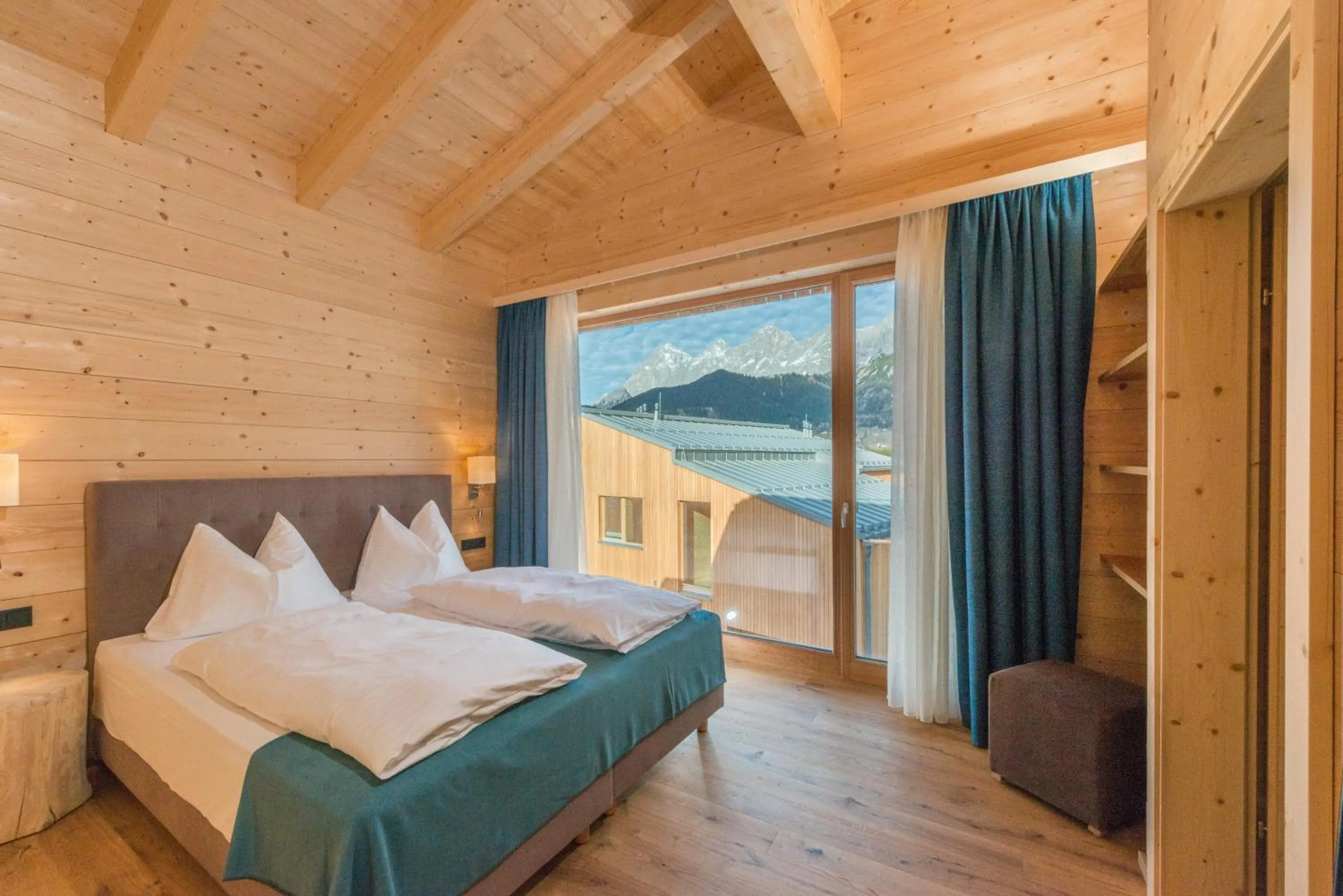Decorative detail, Bed in Rittis Alpin Chalets Dachstein