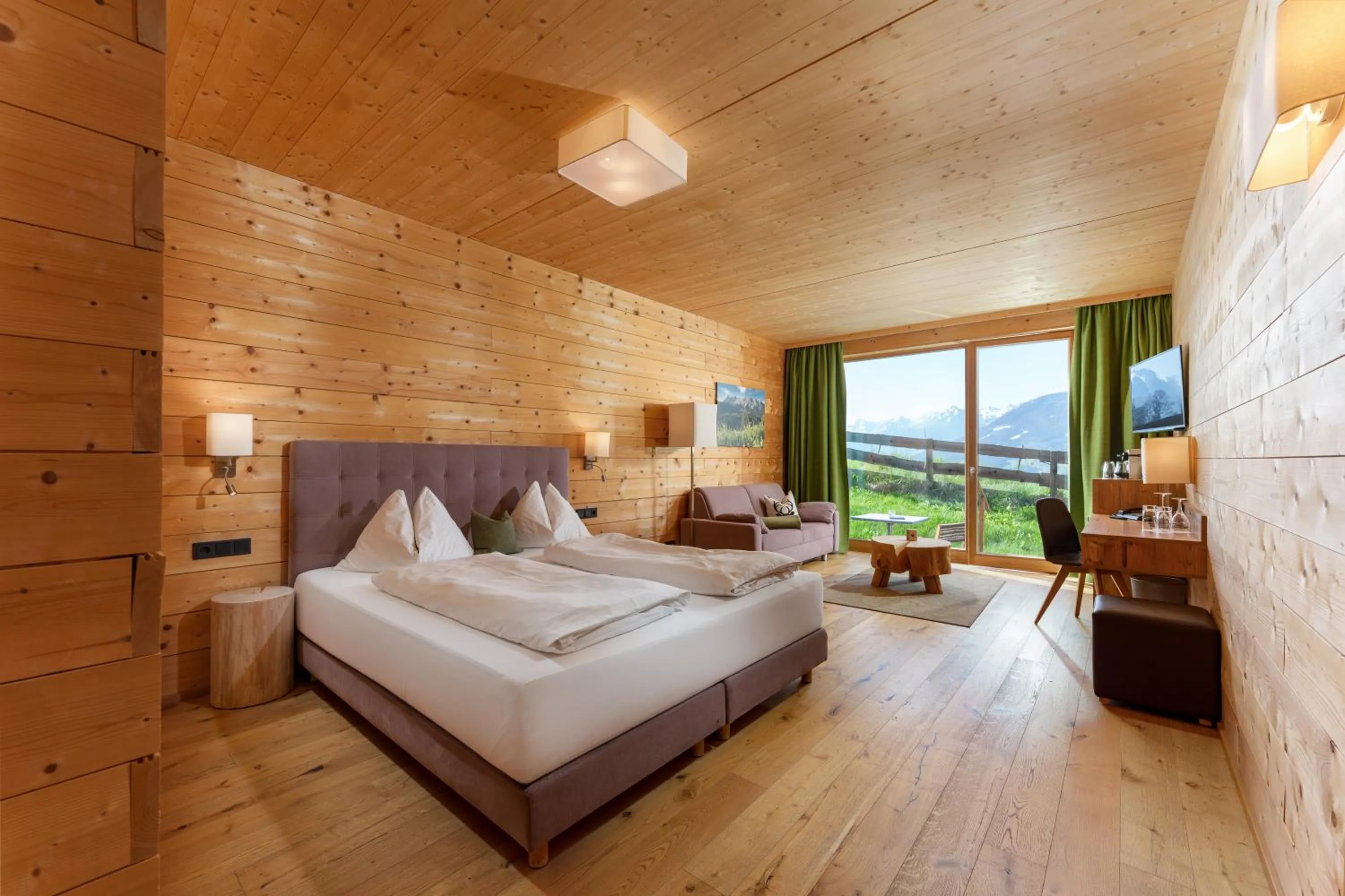 Bed in Rittis Alpin Chalets Dachstein