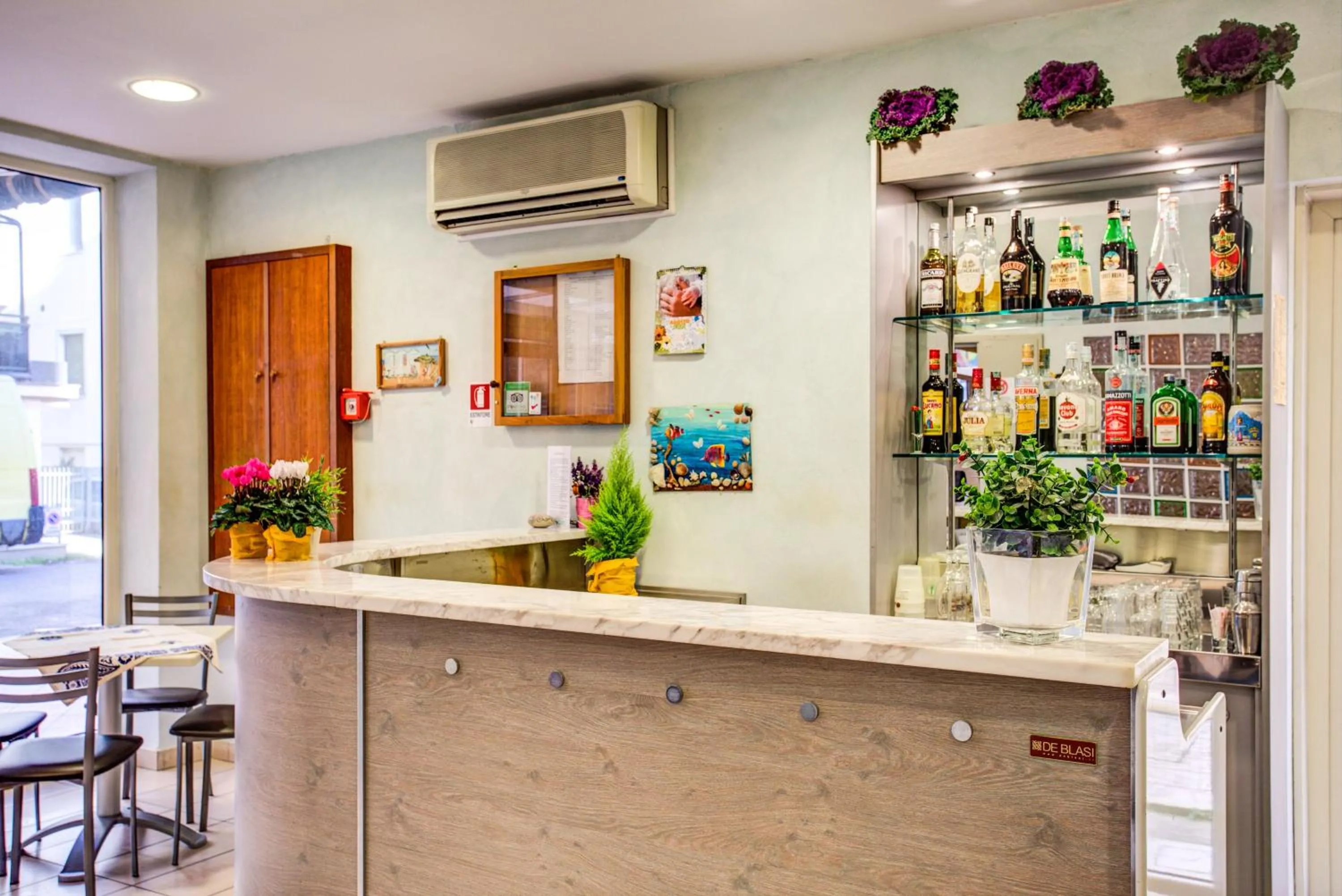 Communal lounge/ TV room in Hotel Smile