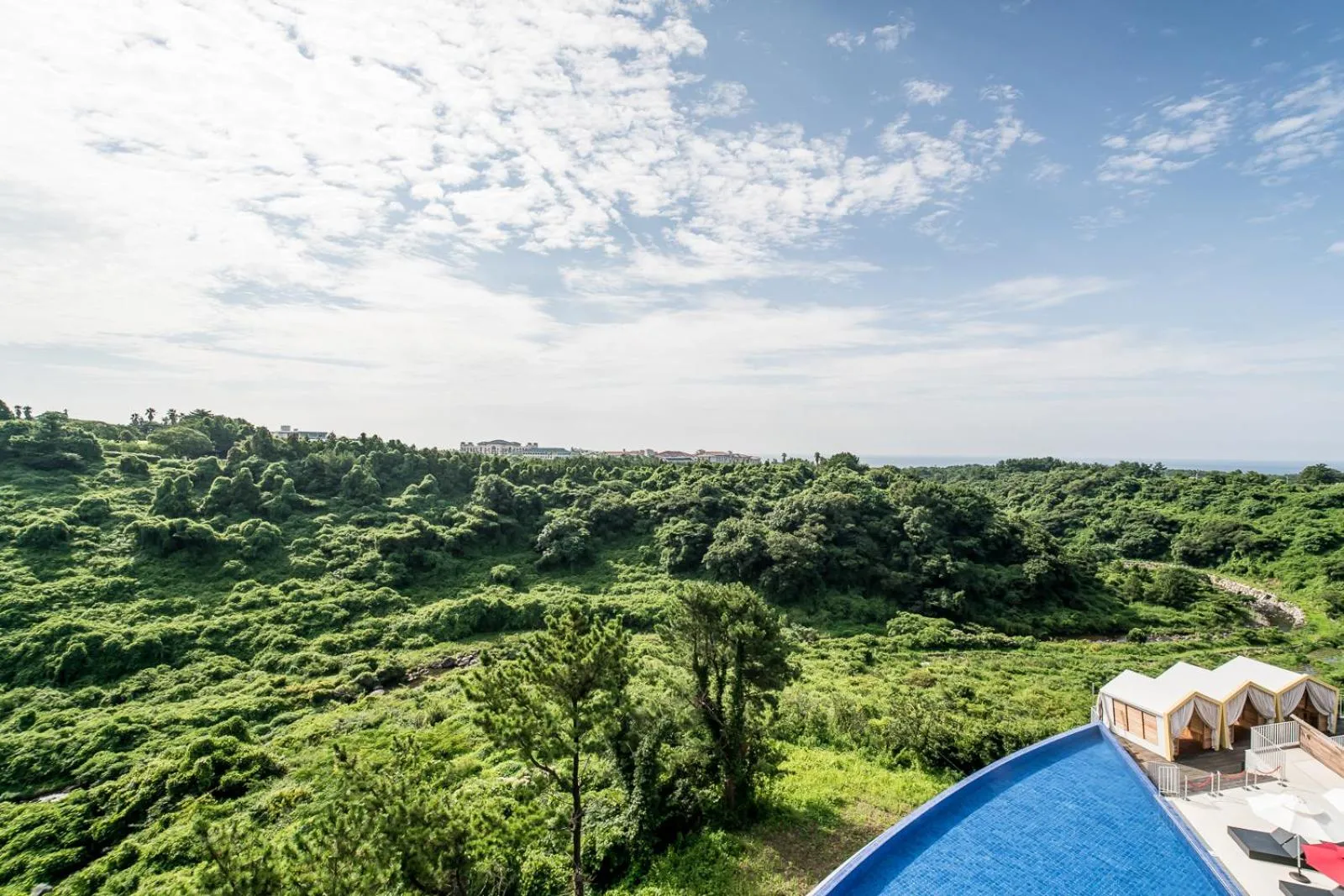 Pool view in Hidden Cliff Hotel and Nature