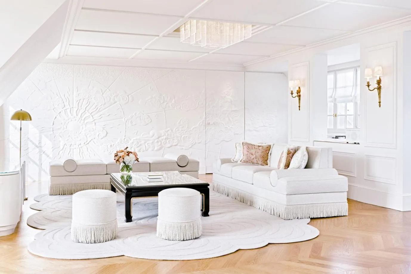 Living room in Le Bristol Paris, Oetker Hotels