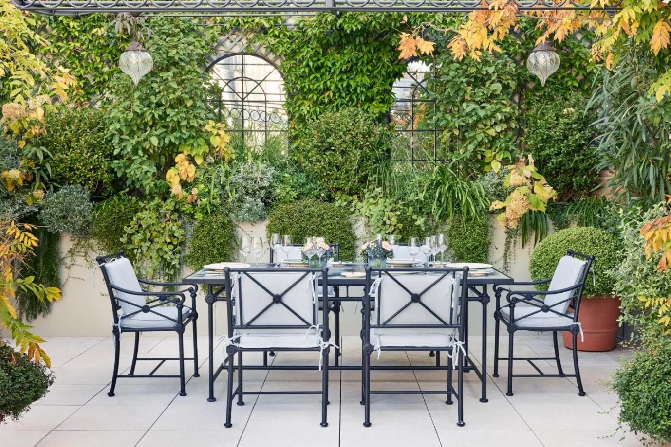 Patio in Le Bristol Paris, Oetker Hotels