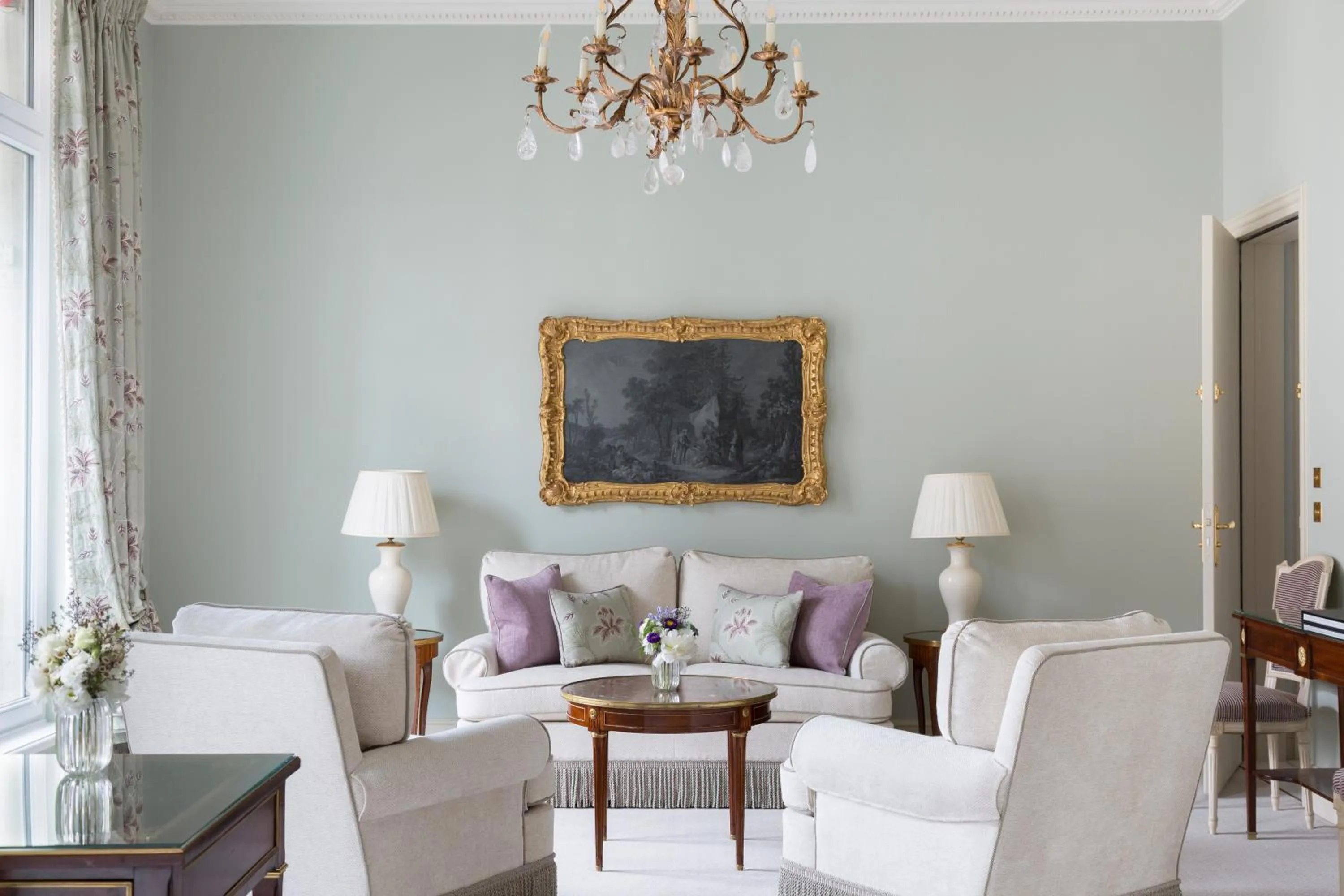 Living room in Le Bristol Paris, Oetker Hotels