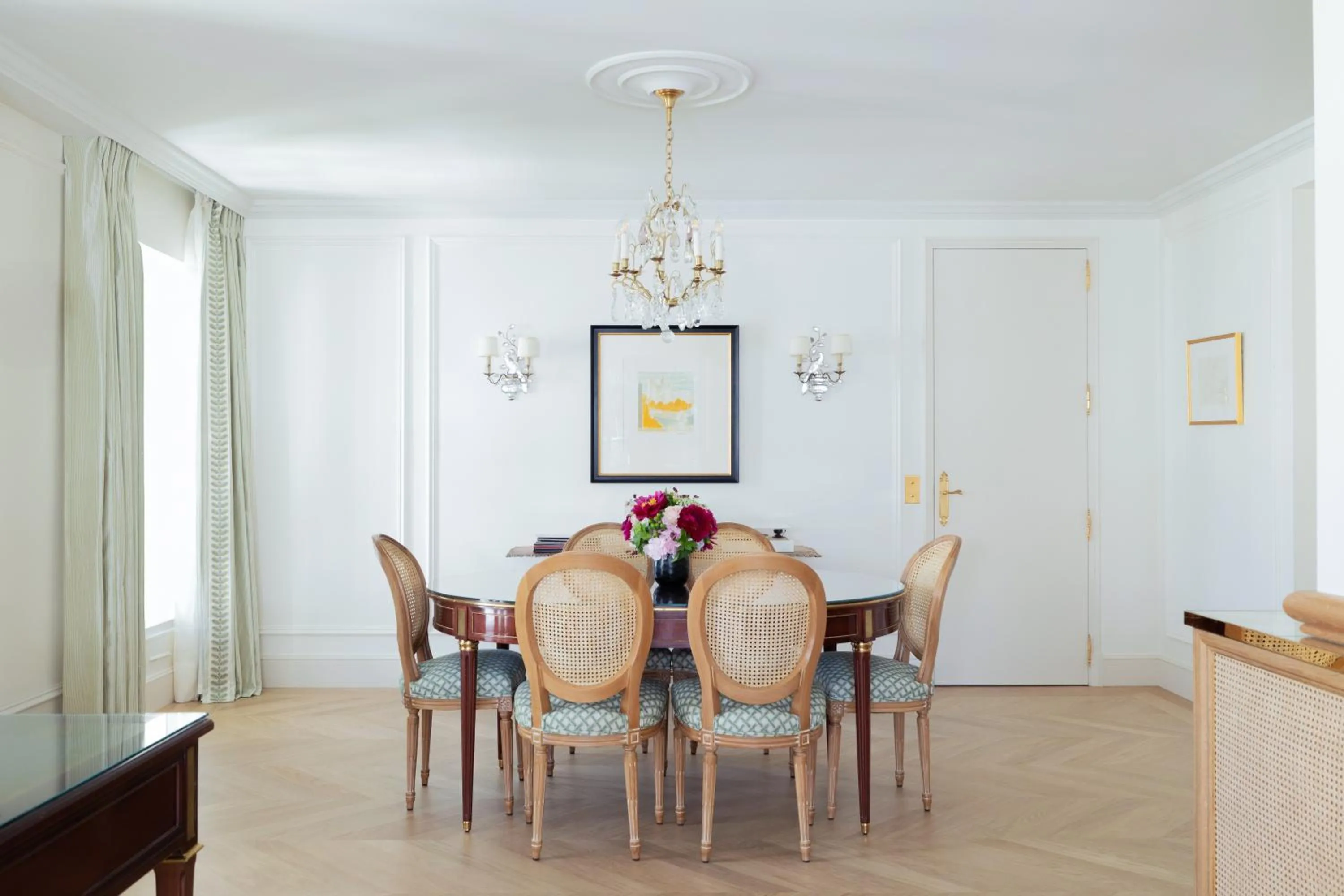 Meals in Le Bristol Paris, Oetker Hotels