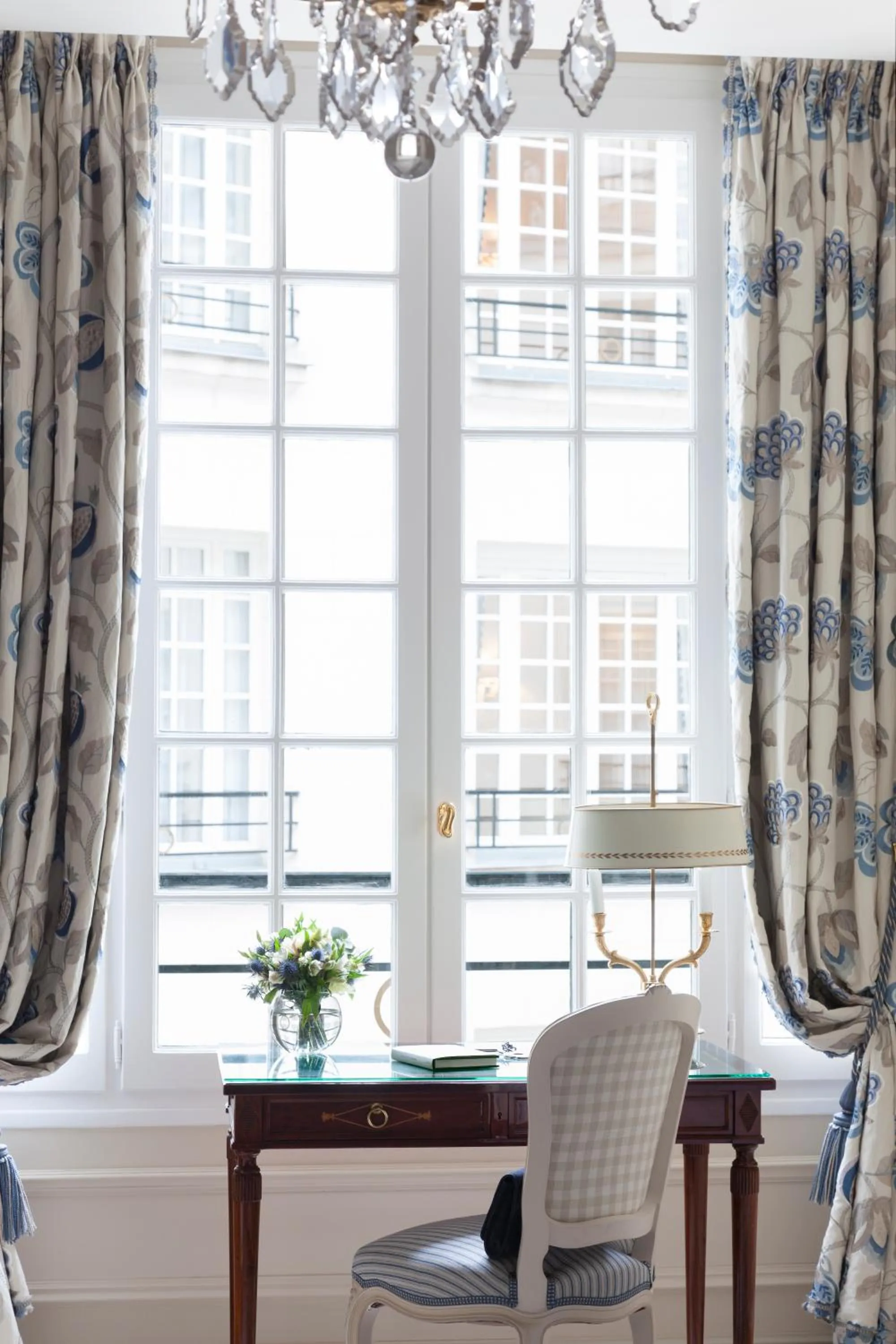 Bedroom in Le Bristol Paris, Oetker Hotels