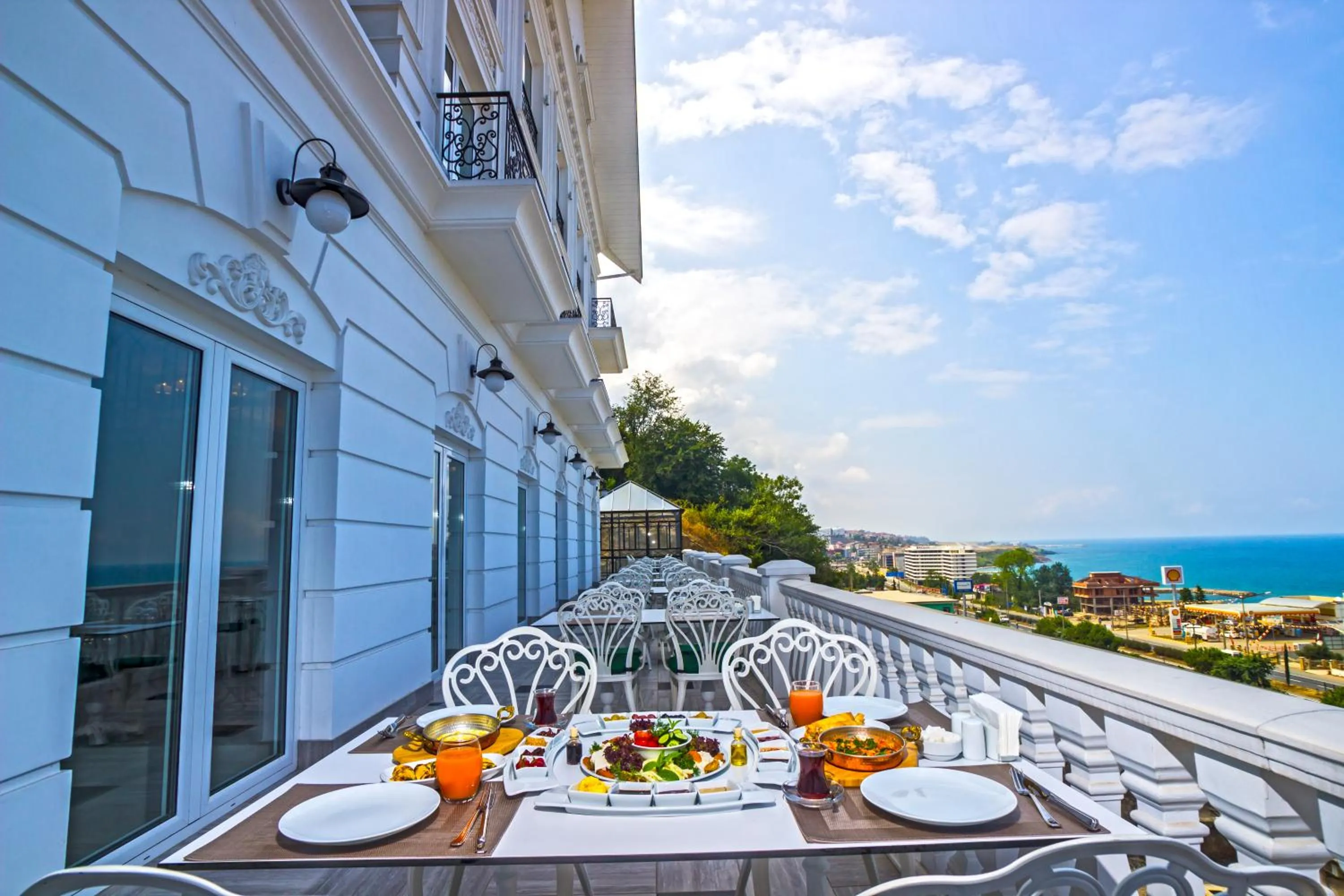 Balcony/Terrace in Mell Hotel