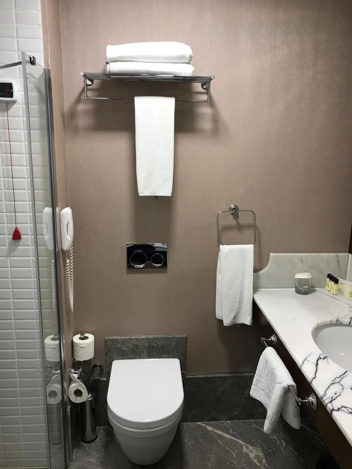 Shower in Mell Hotel