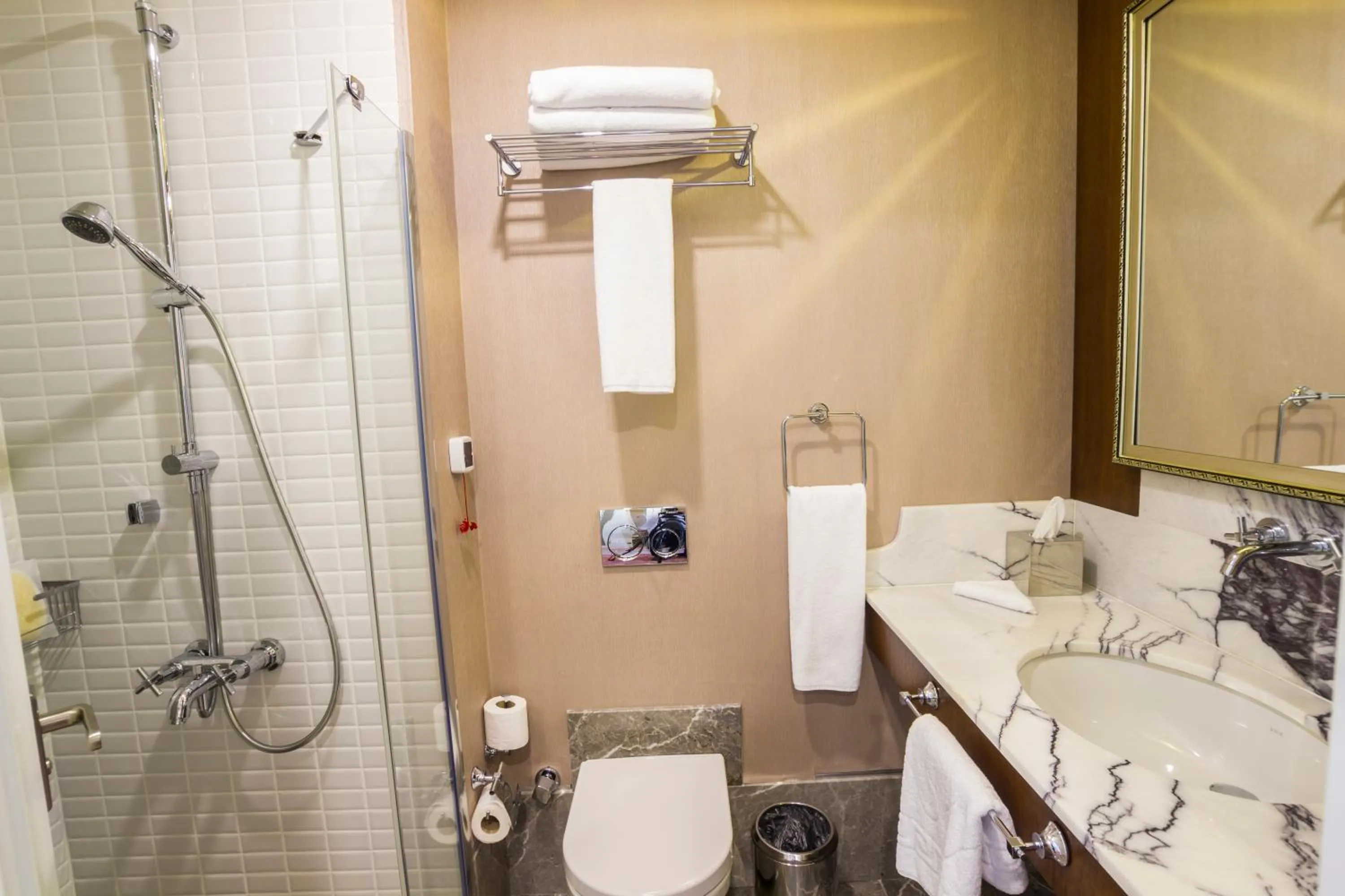 Bathroom in Mell Hotel