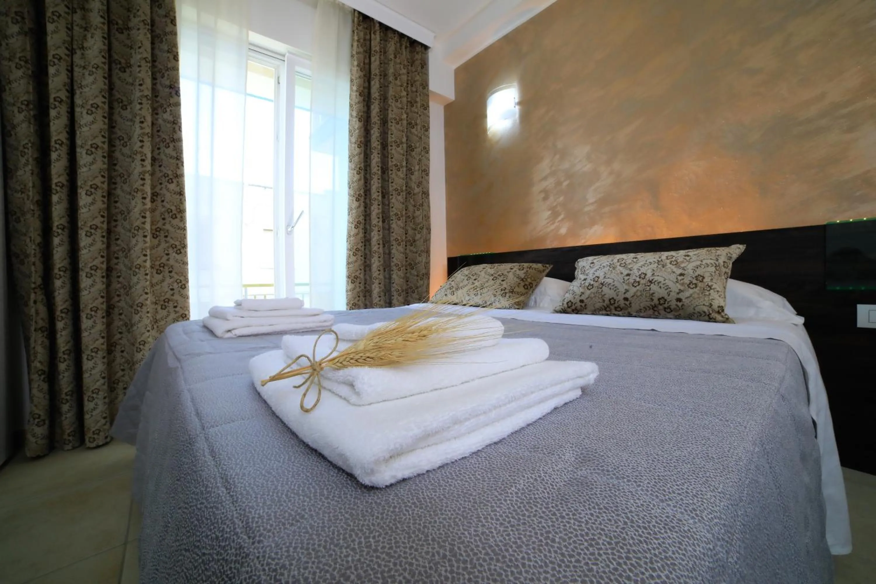 Balcony/Terrace, Bed in Palazzo Greco B&B