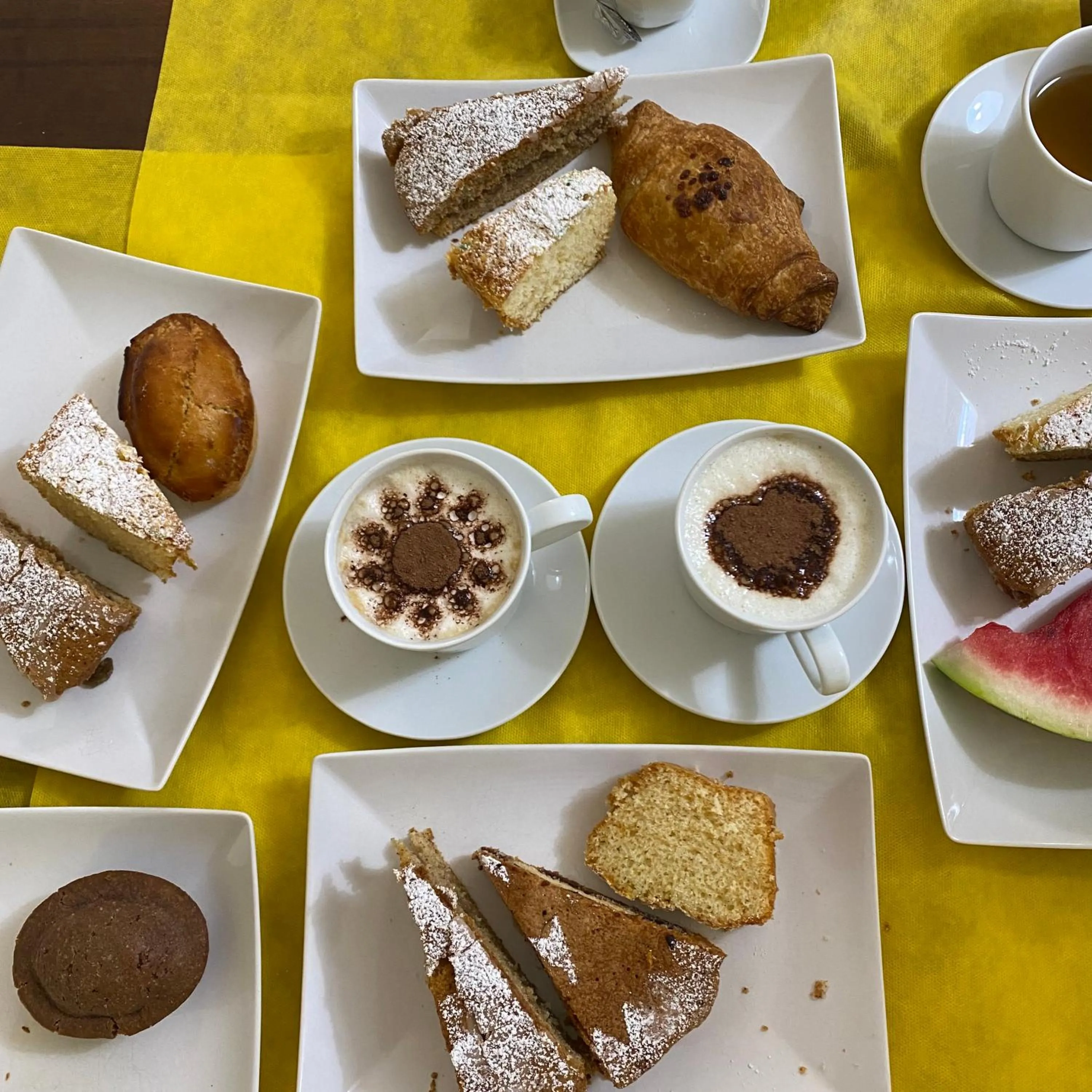 Food and drinks in Palazzo Greco B&B