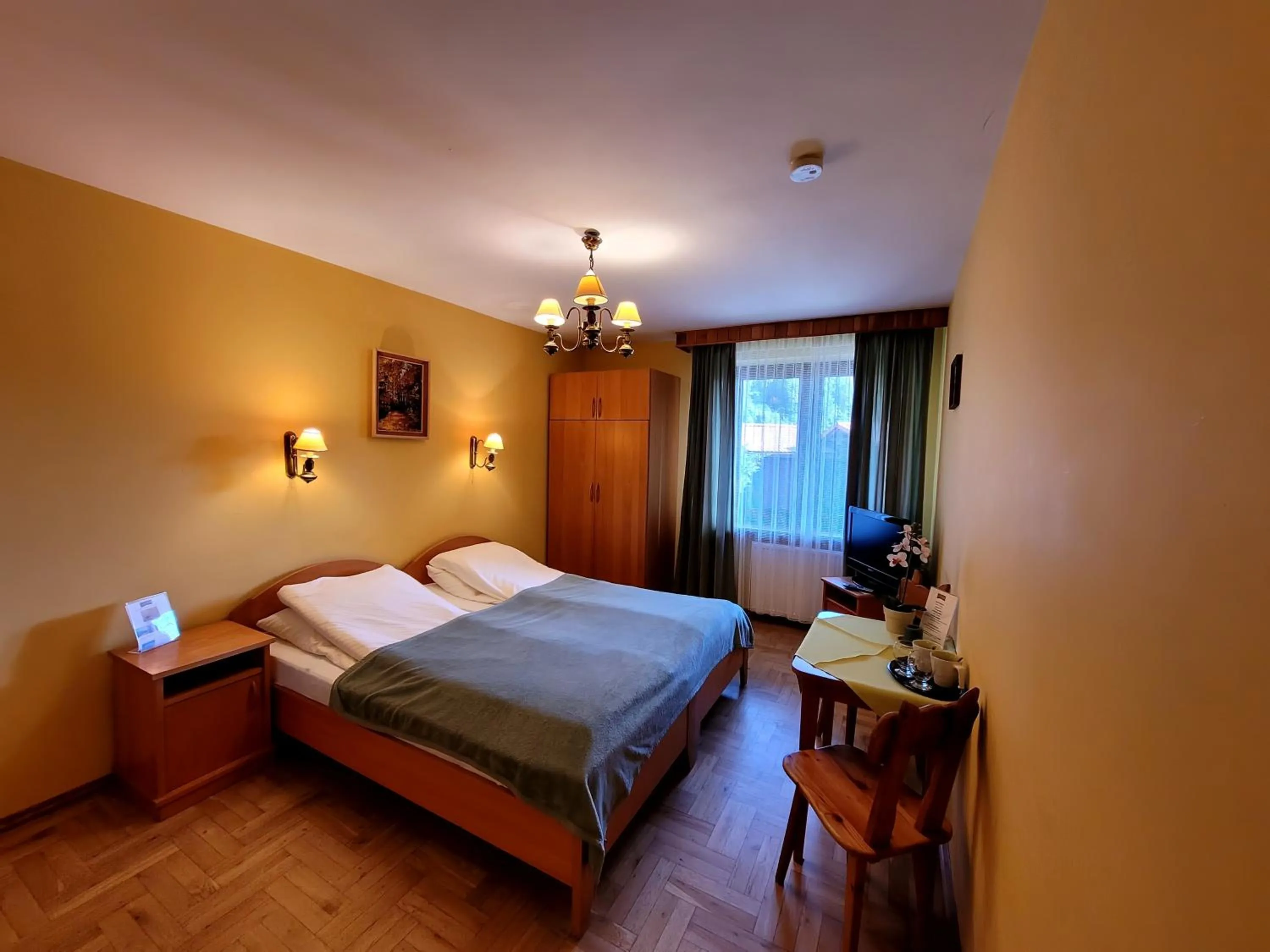 Bed in Rezydencja Leśny Dwór