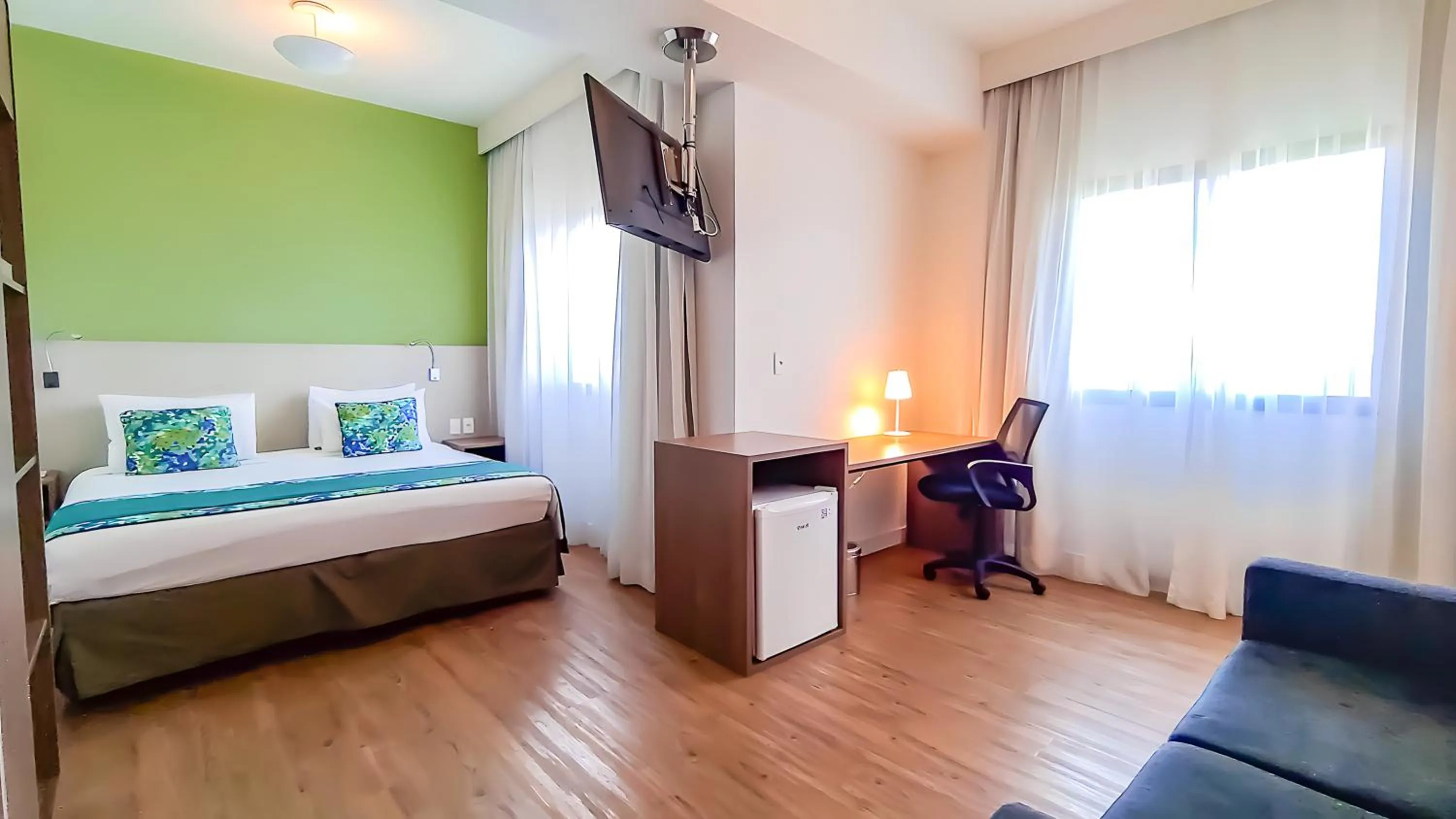 Bed in Blue Tree Towers Valinhos