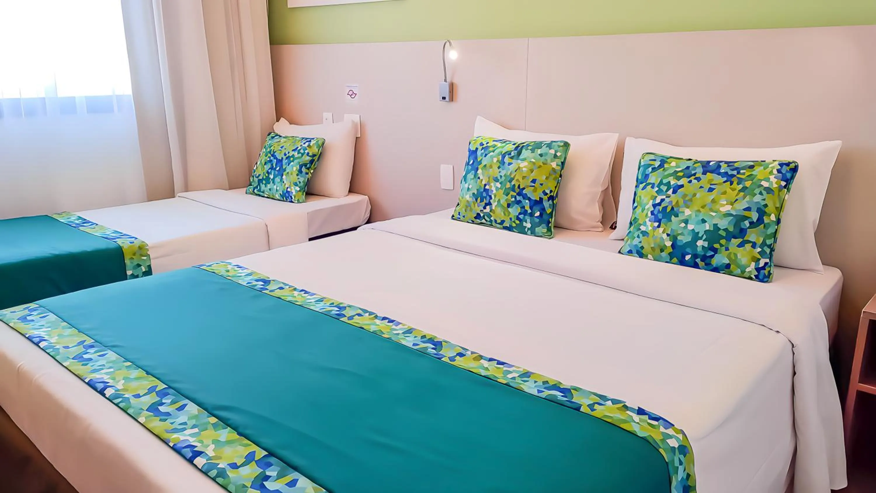 Bed in Blue Tree Towers Valinhos