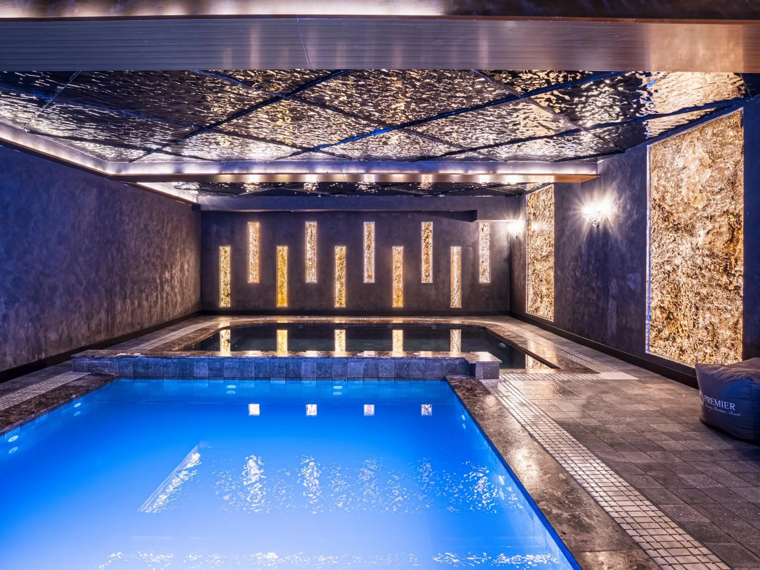 Premier Luxury Mountain Resort