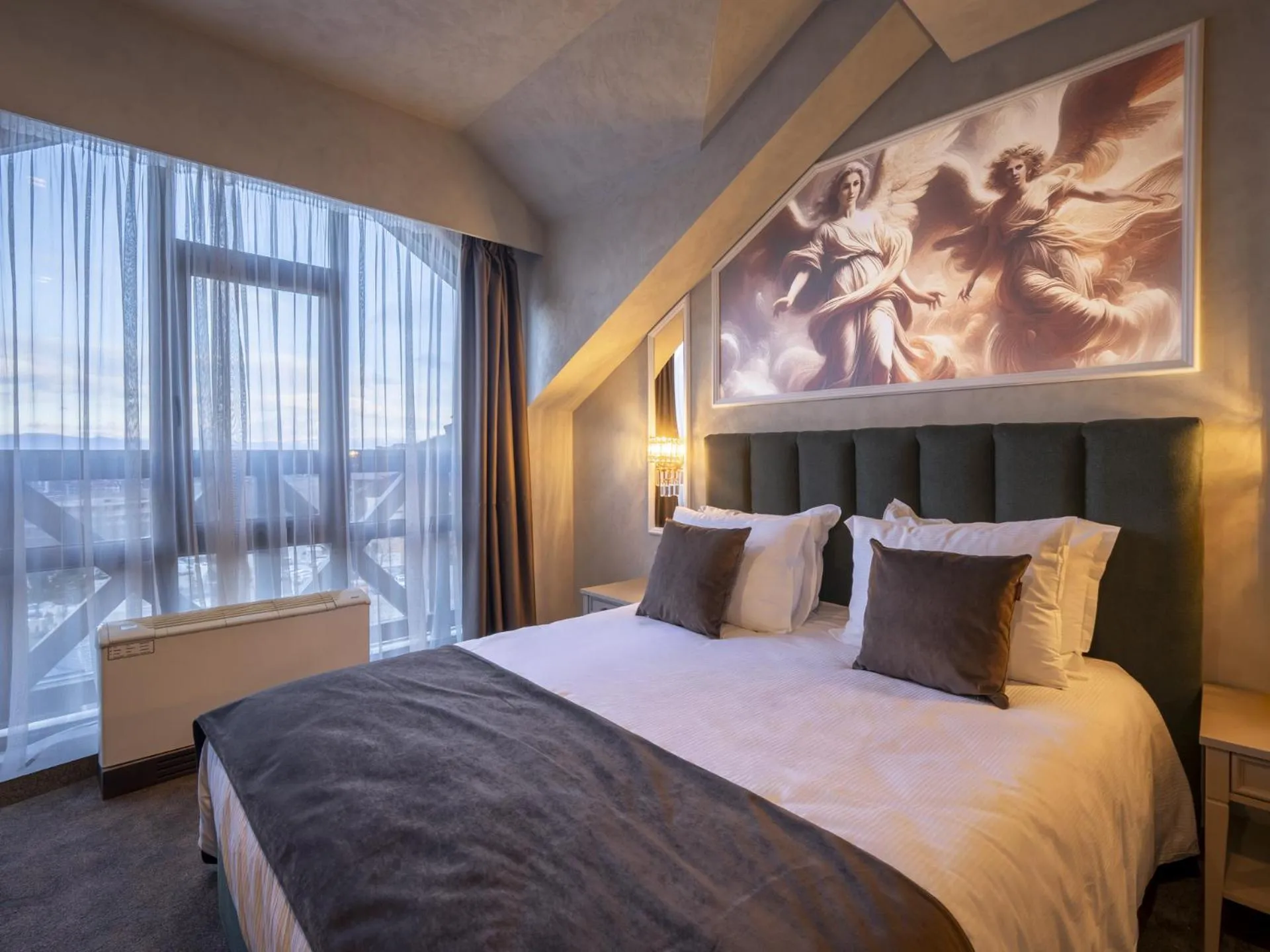 Bed in Premier Luxury Mountain Resort