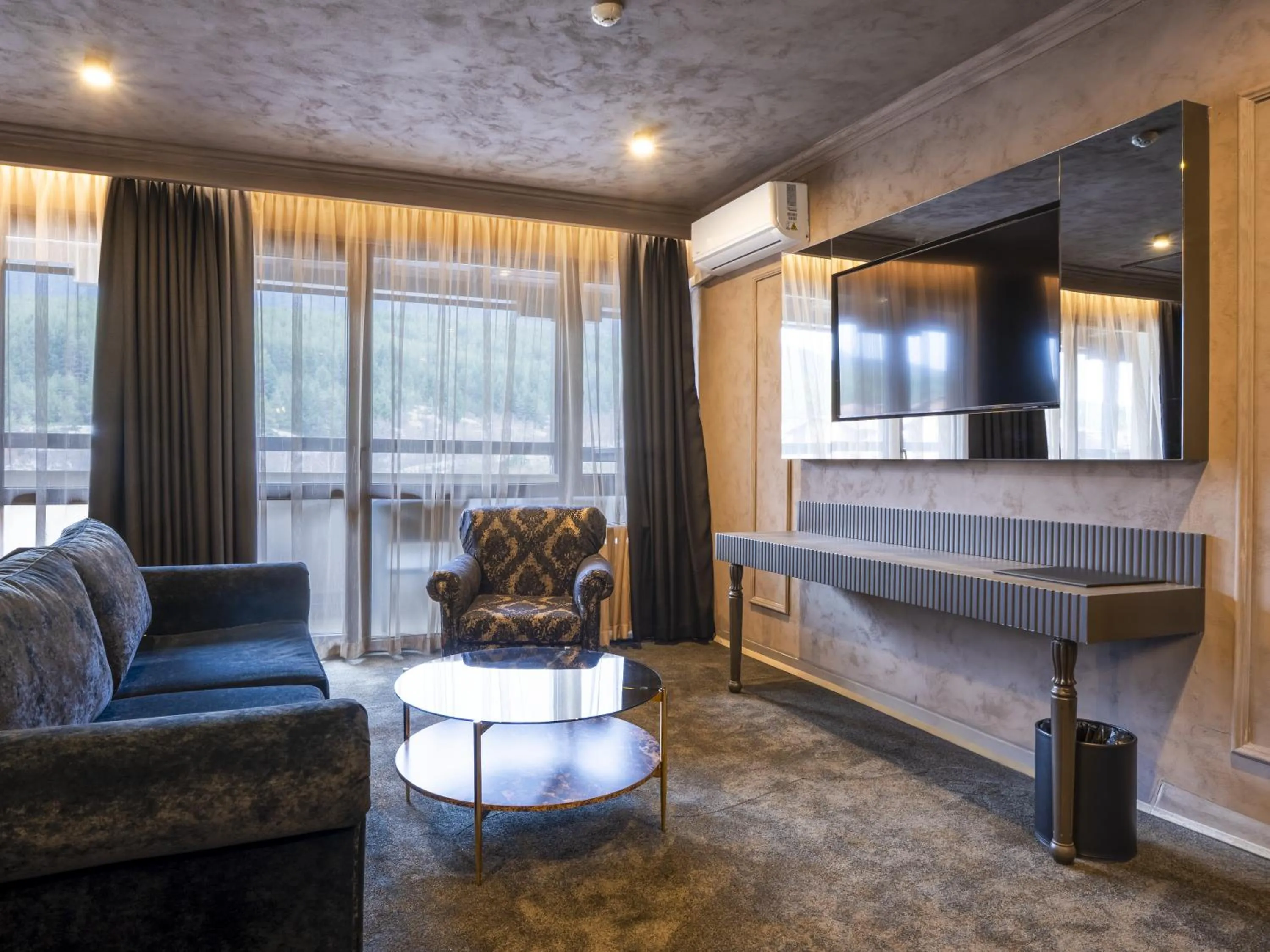 Premier Luxury Mountain Resort