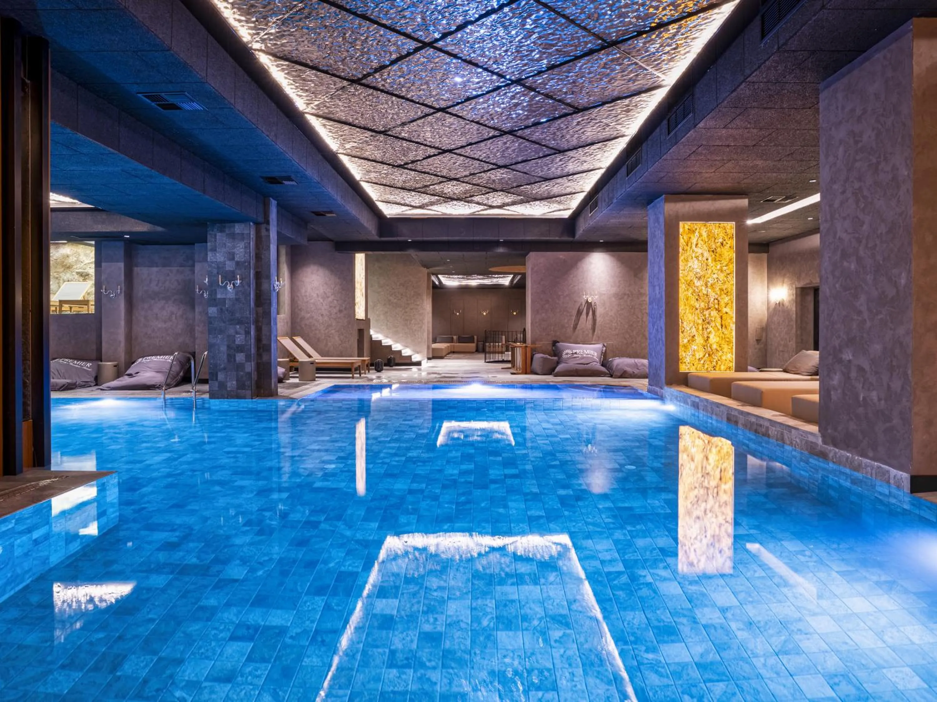 Premier Luxury Mountain Resort