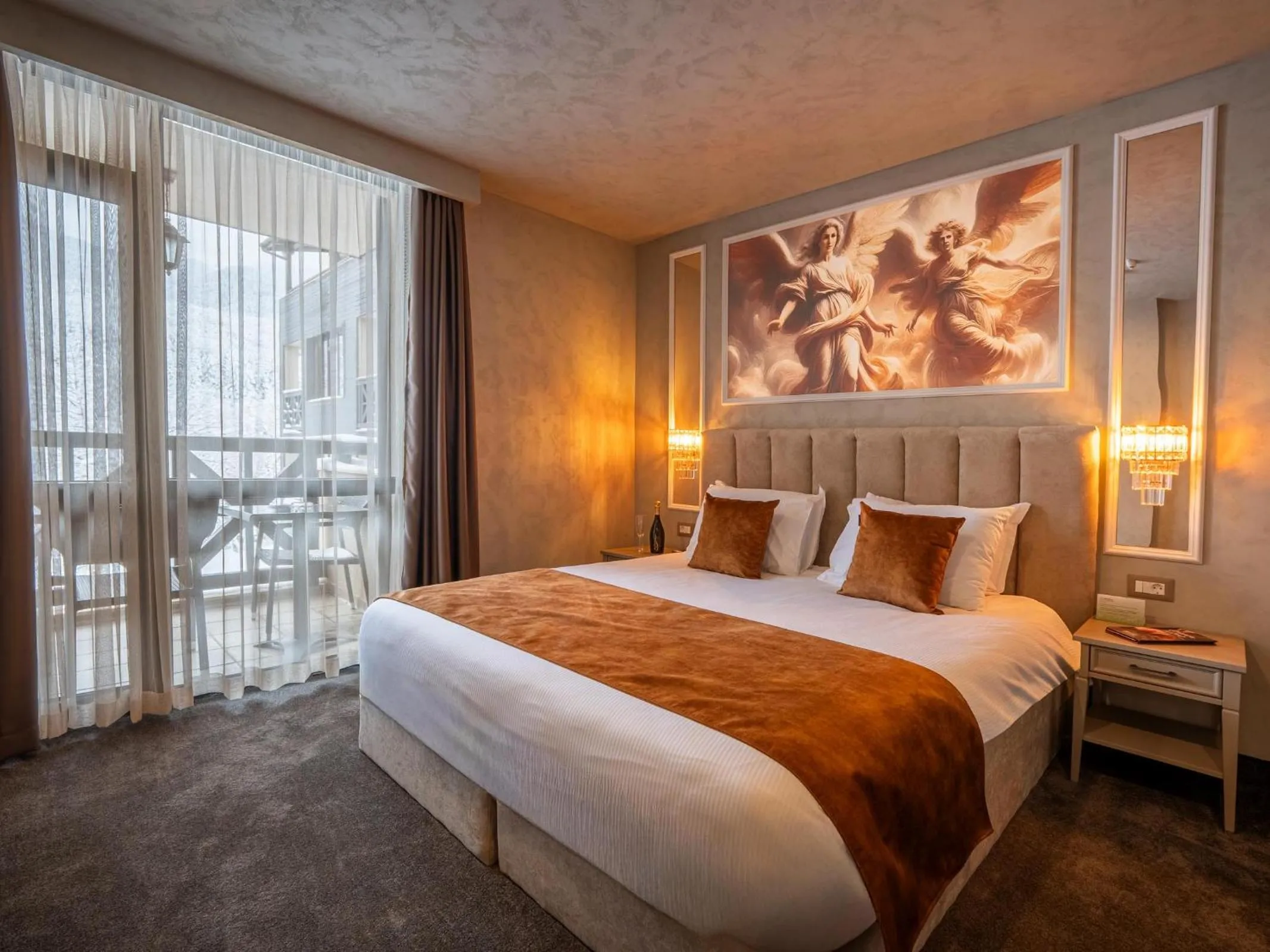 Bed in Premier Luxury Mountain Resort