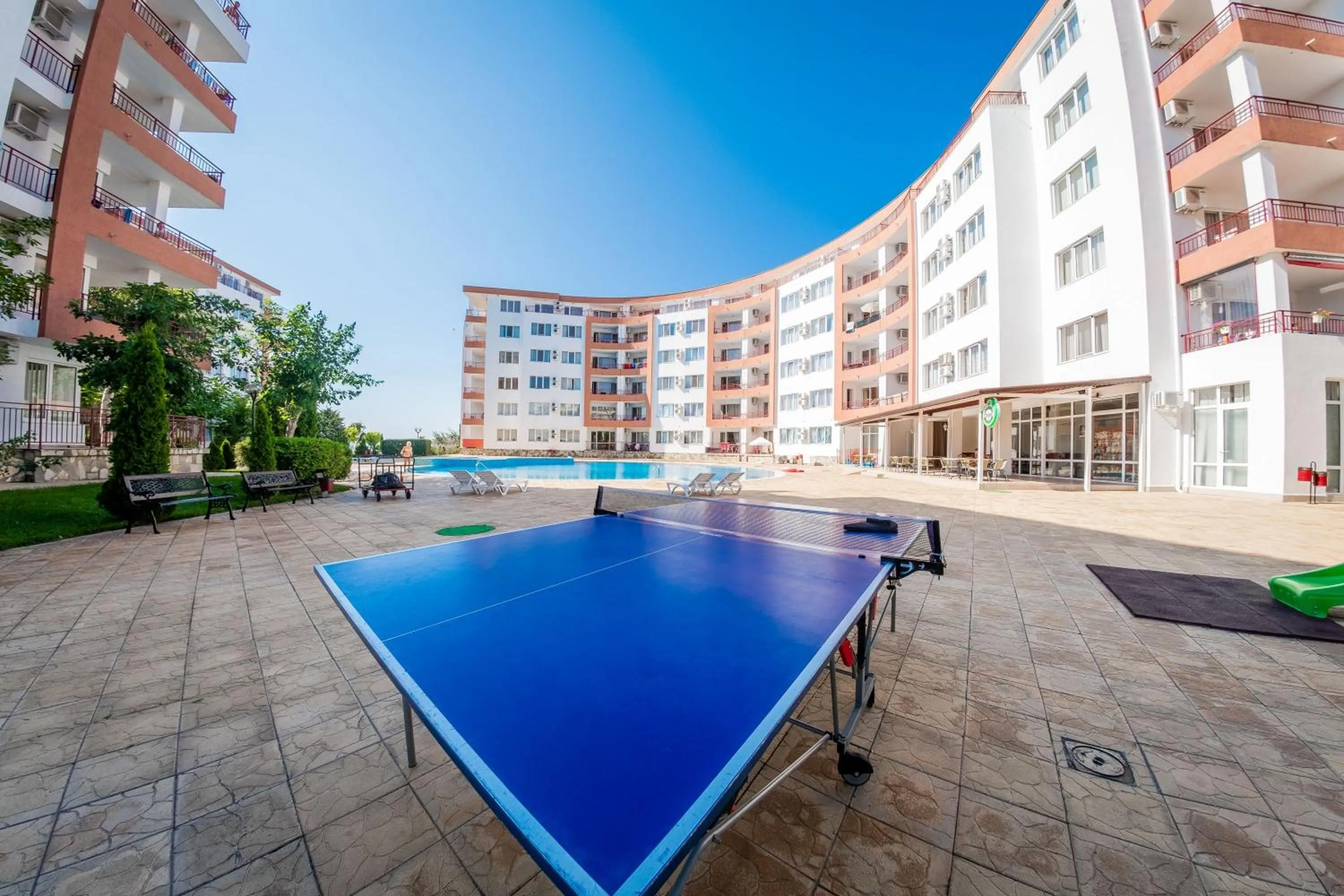 Day in Riviera Fort Beach Apartments