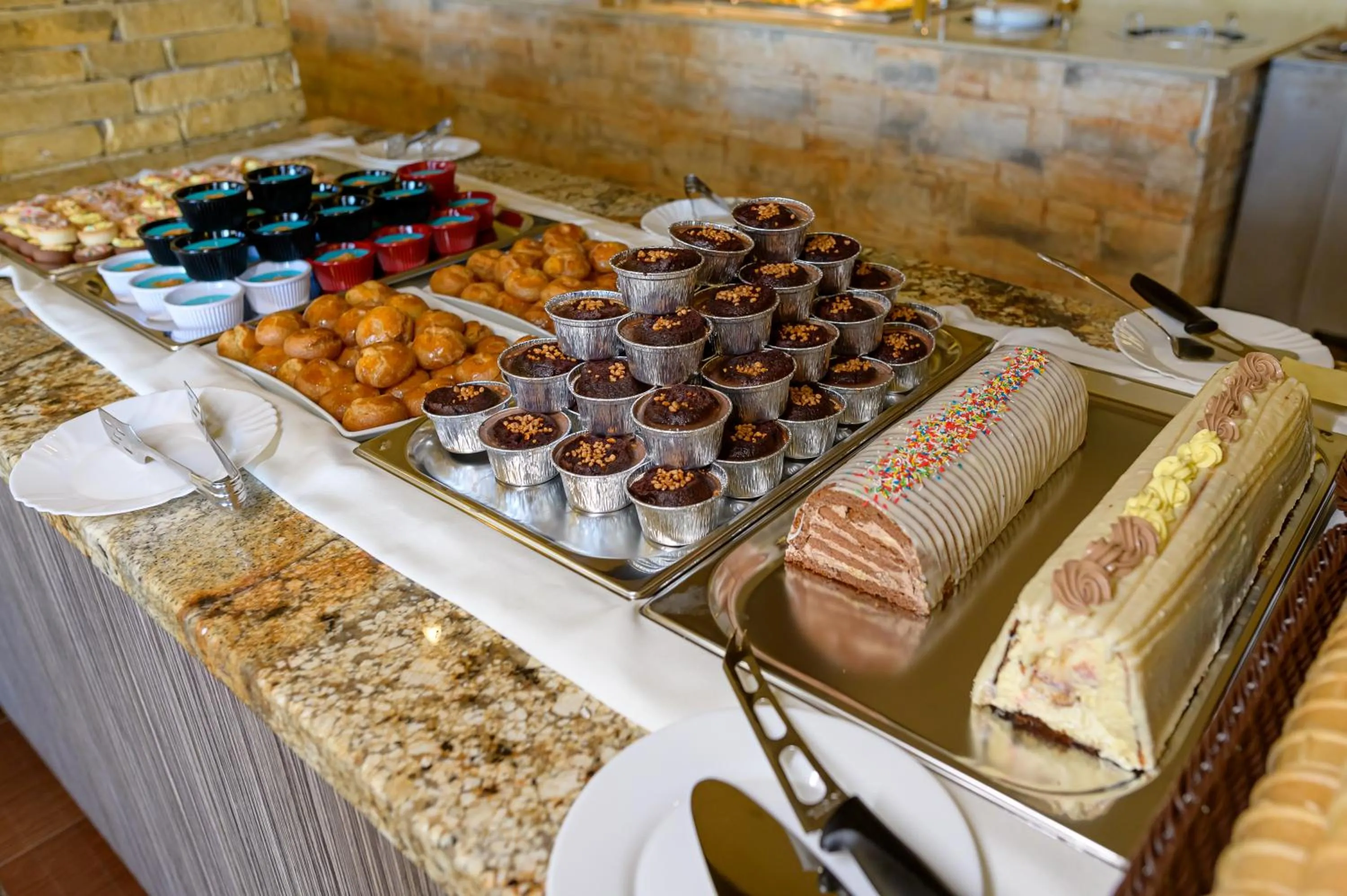 Restaurant/places to eat in Imperial Palace Hotel