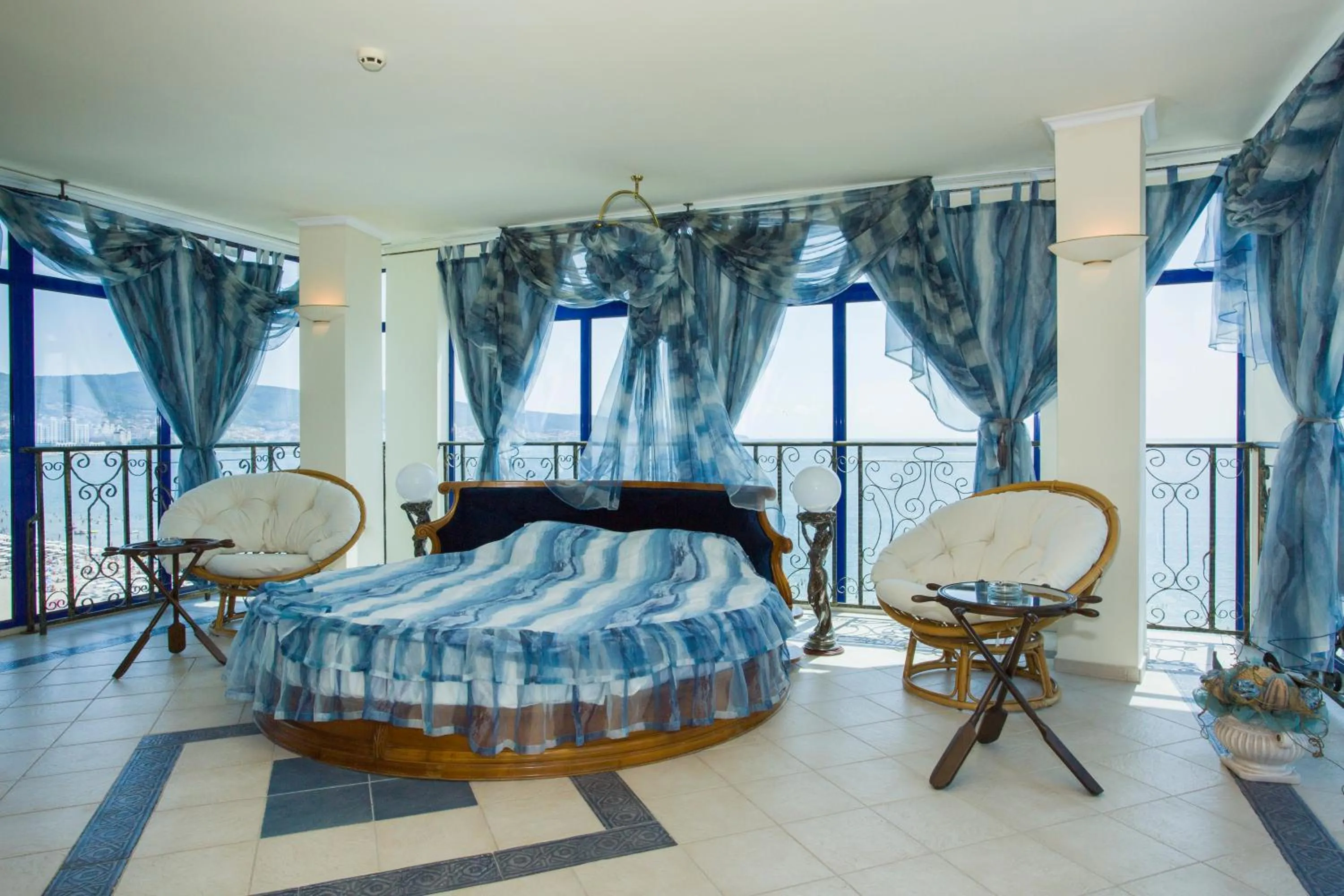 Balcony/Terrace in Chaika Beach Resort