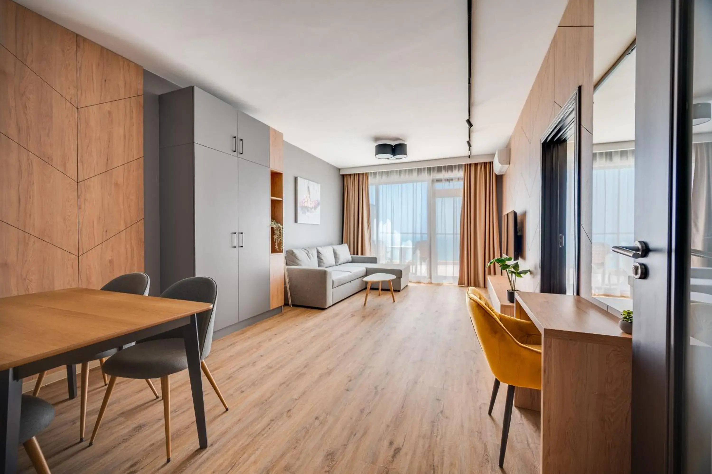 Deluxe One-Bedroom Apartment with Balcony and Sea View - Free Access to Aquapark and Action Park in Topola Skies Resort & Aquapark Deluxe One-Bedroom Apartment with Balcony and Sea View - Free Access to Aquapark and Action Park in Topola Skies Resort & Aquapark