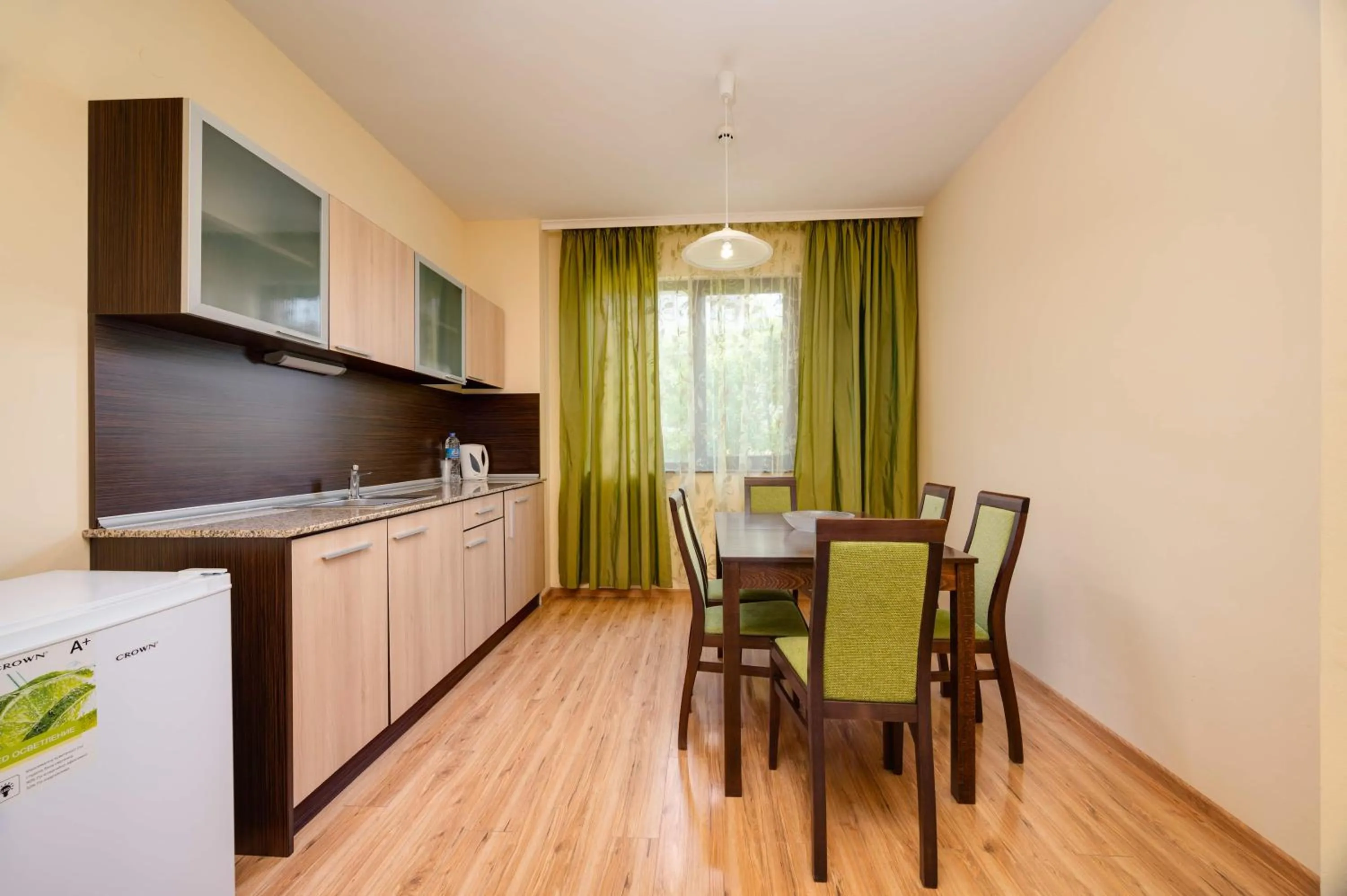 Kitchen or kitchenette in Topola Skies Resort & Aquapark