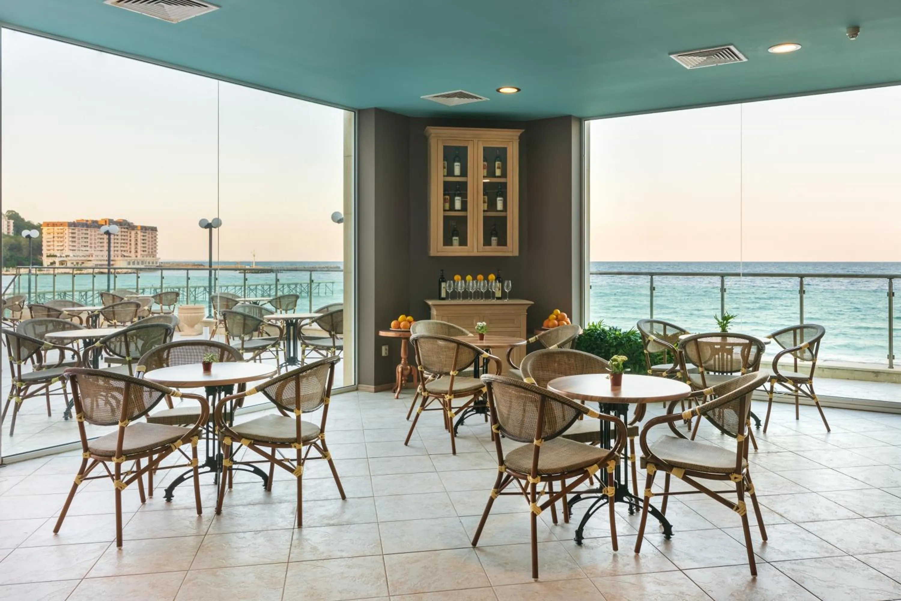 Lounge or bar in Marina Hotel, Sunny Day