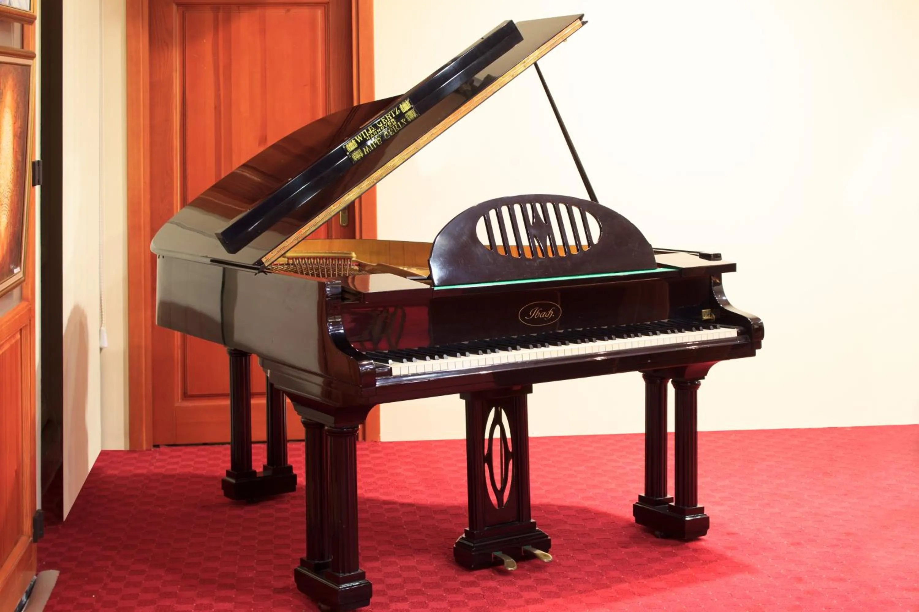 Business facilities in Hotel Premier - Veliko Tarnovo City Center, Panorama View