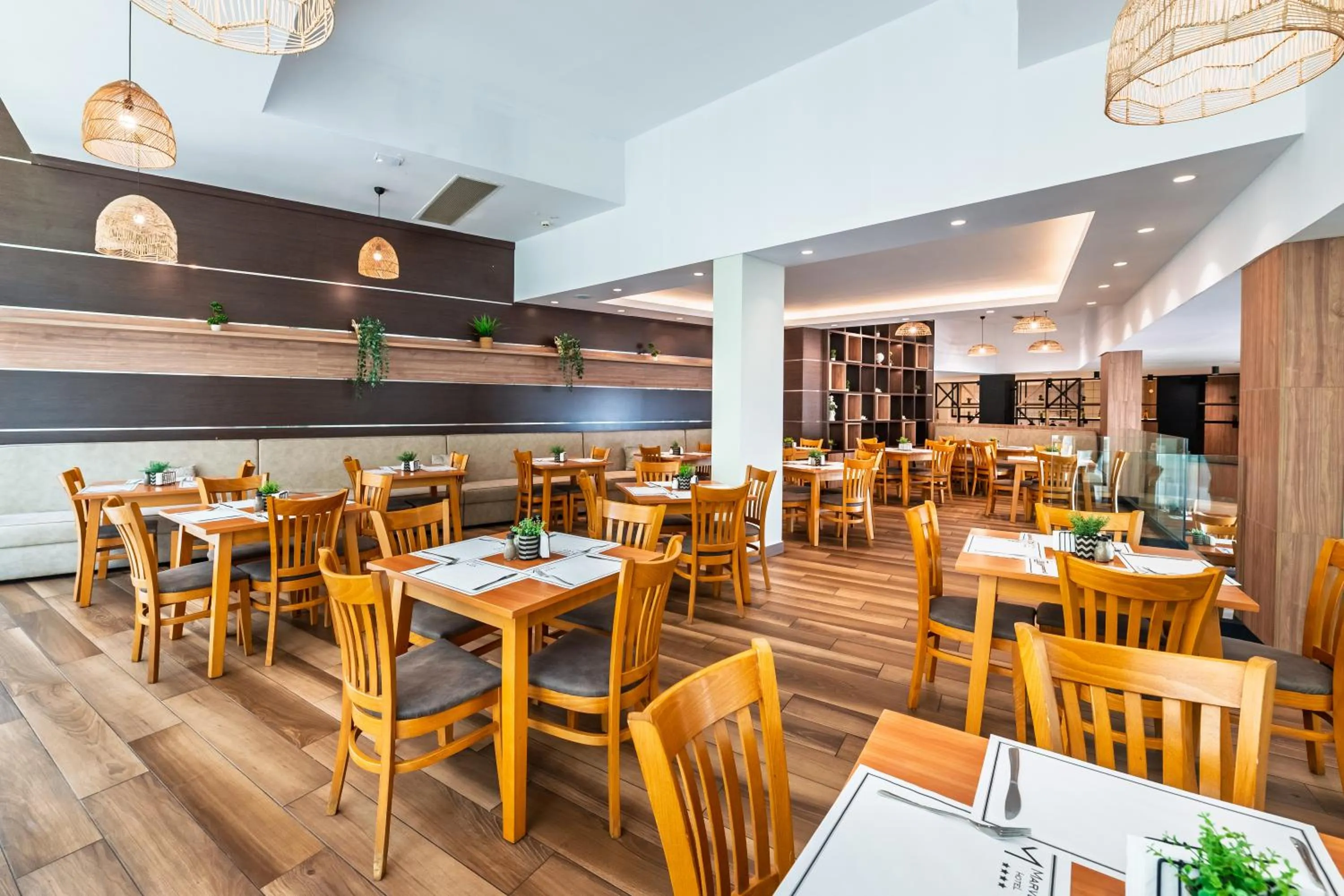 Hotel Marvel All Inclusive - FULLY RENOVATED FREE Beach Access