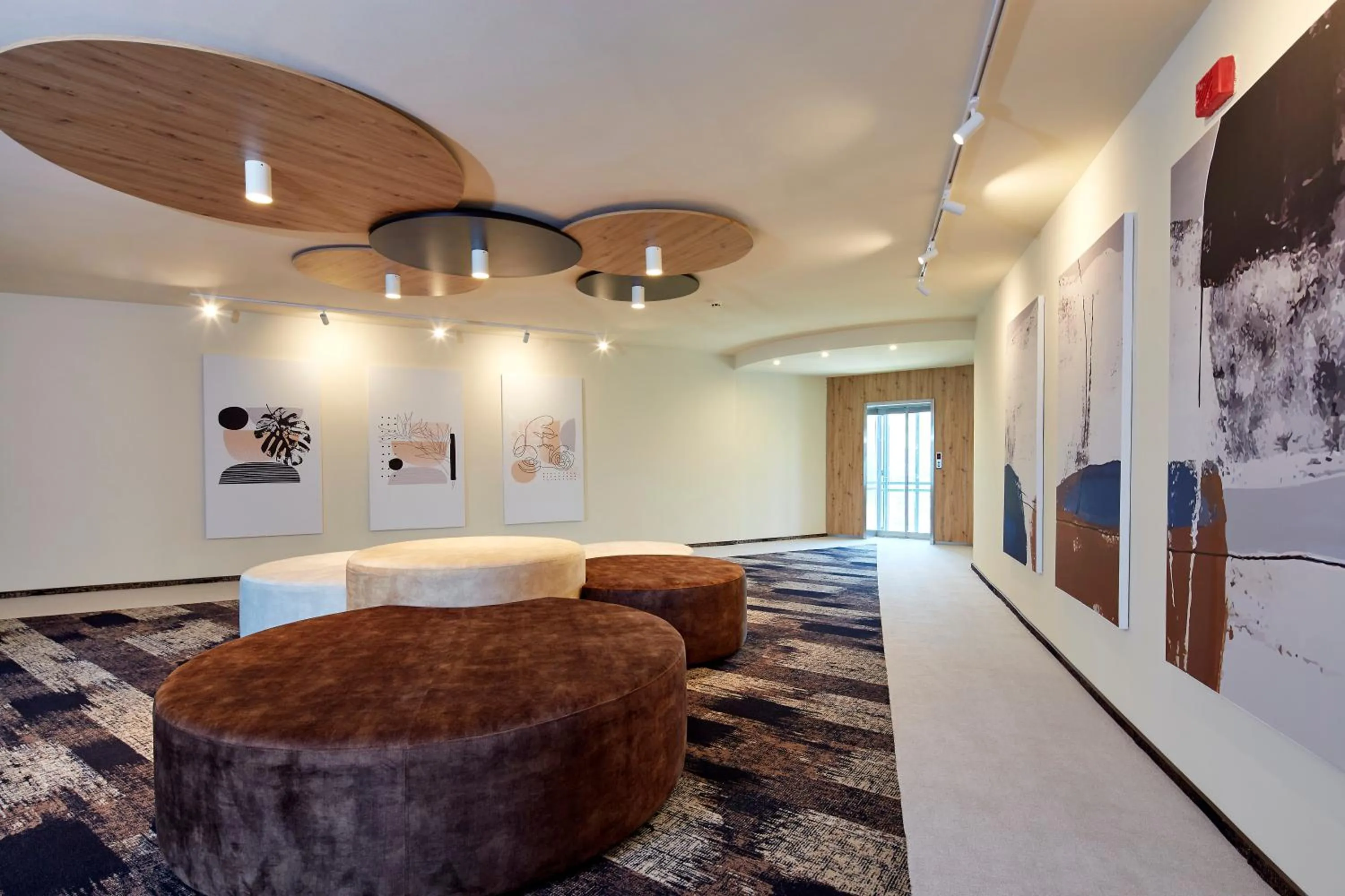 Bed in Hotel Marvel All Inclusive - FULLY RENOVATED FREE Beach Access