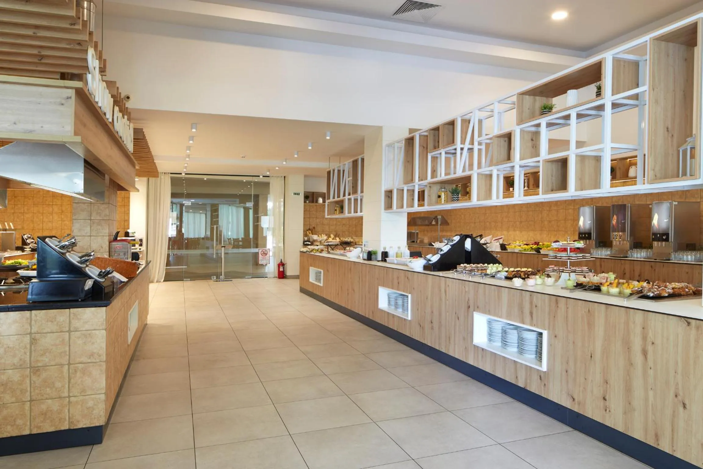 Restaurant/places to eat in Hotel Marvel All Inclusive - FULLY RENOVATED FREE Beach Access