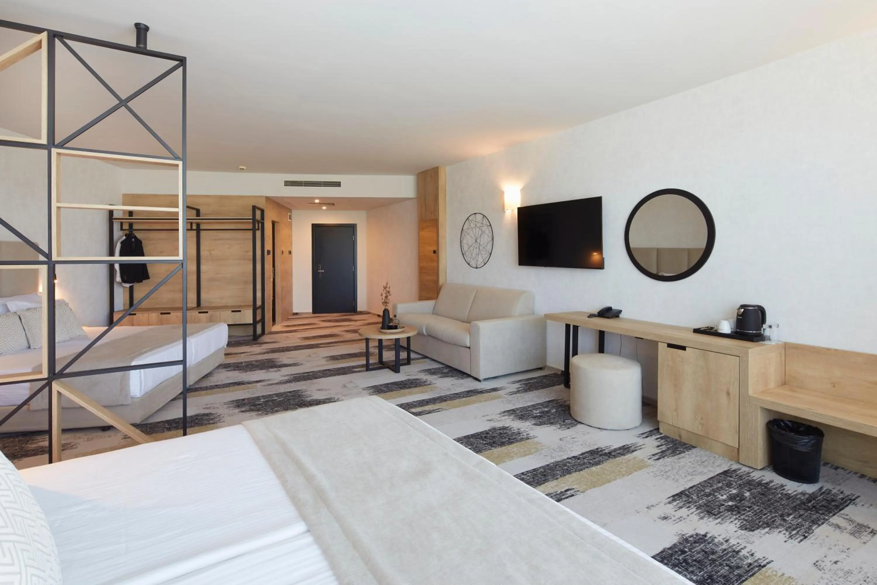 Bed in Hotel Marvel All Inclusive - FULLY RENOVATED FREE Beach Access