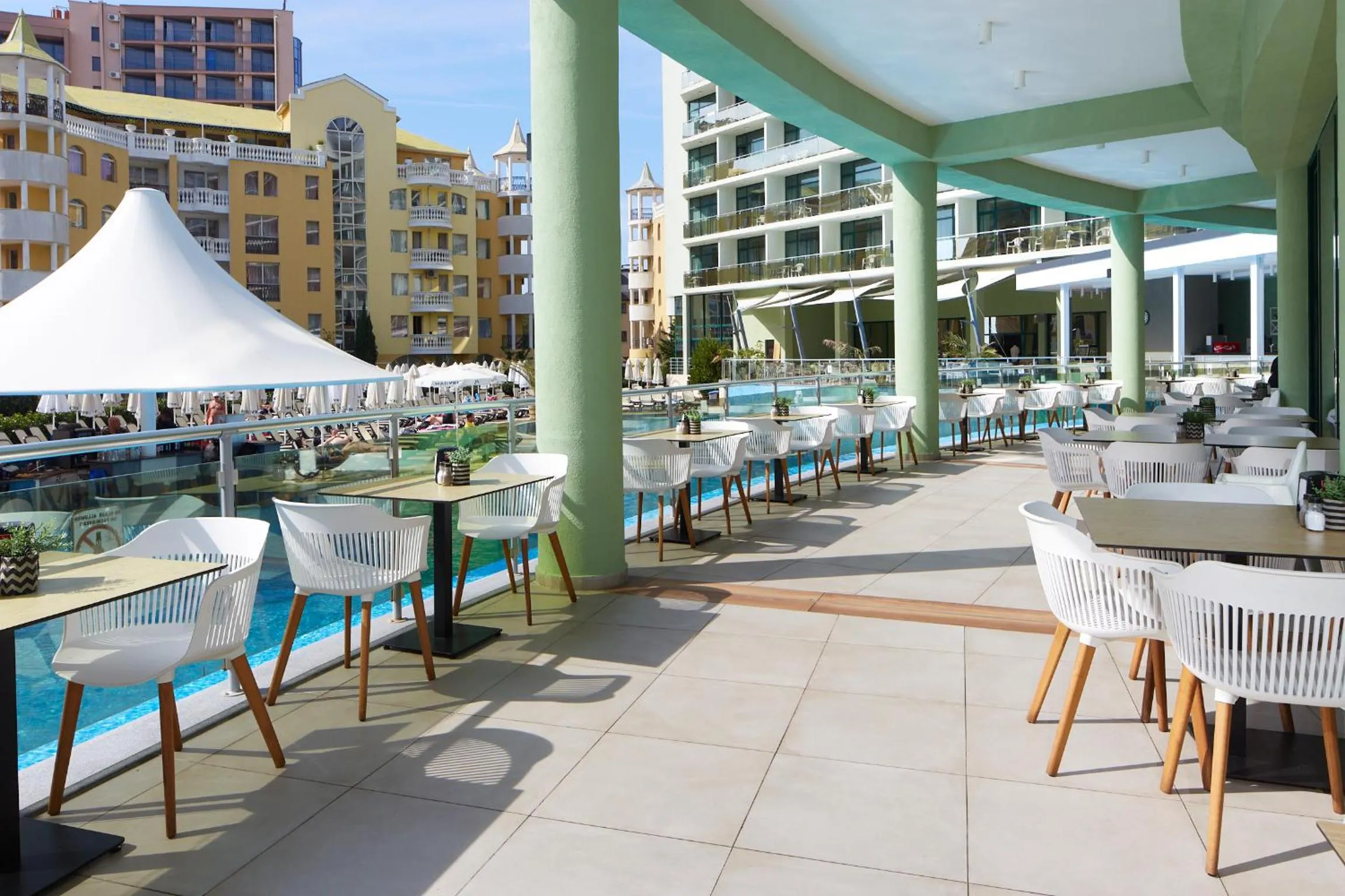 Restaurant/places to eat in Hotel Marvel All Inclusive - FULLY RENOVATED FREE Beach Access