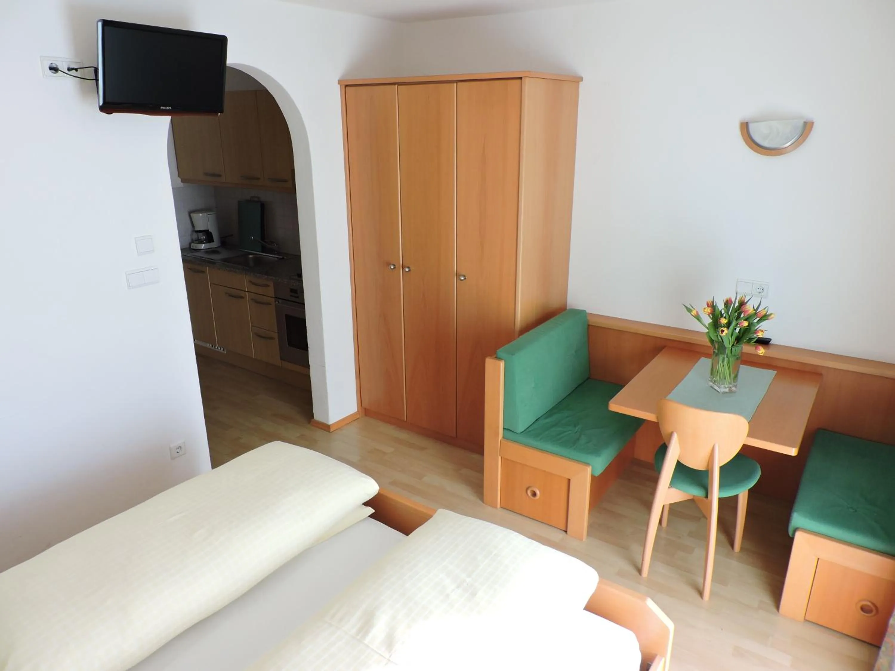 Photo of the whole room, Bed in Kühlerhof