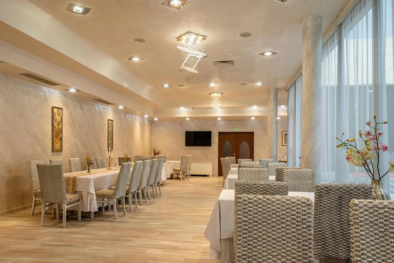 Restaurant/places to eat in Hotel Leipzig